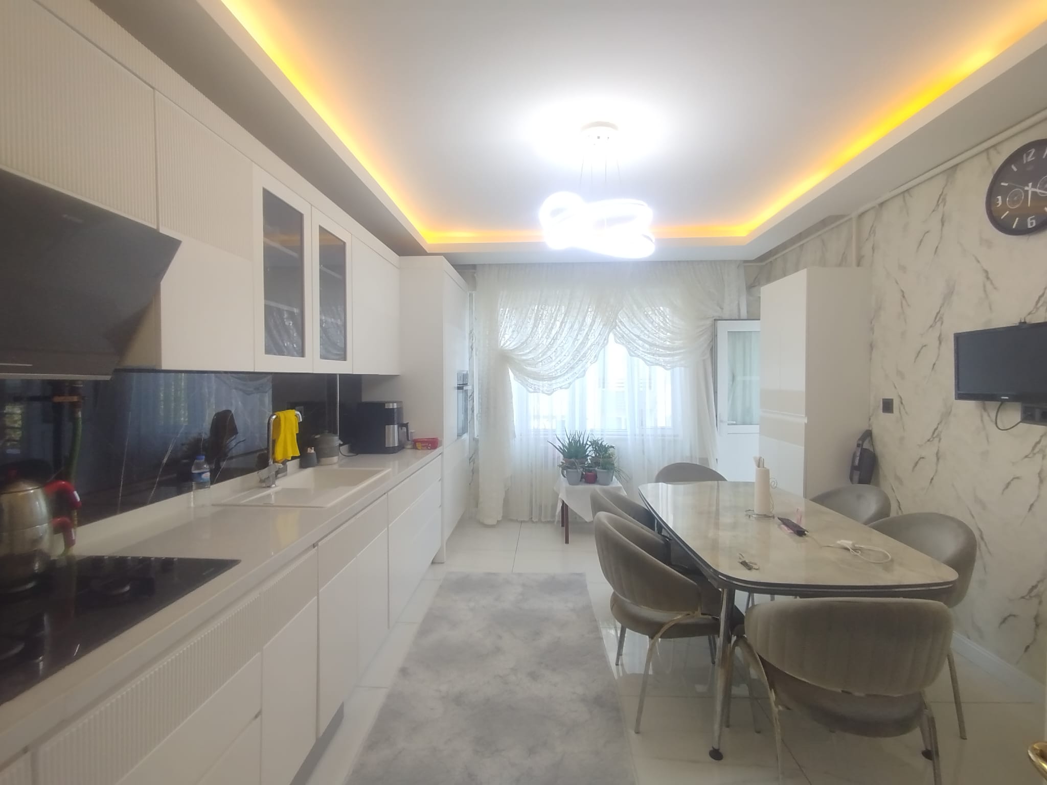 MAKROLİFE GAYRİMENKULDEN METROPOLDE LÜKS FULL MASRAFLI 4+1 SATILIK  DAİRE