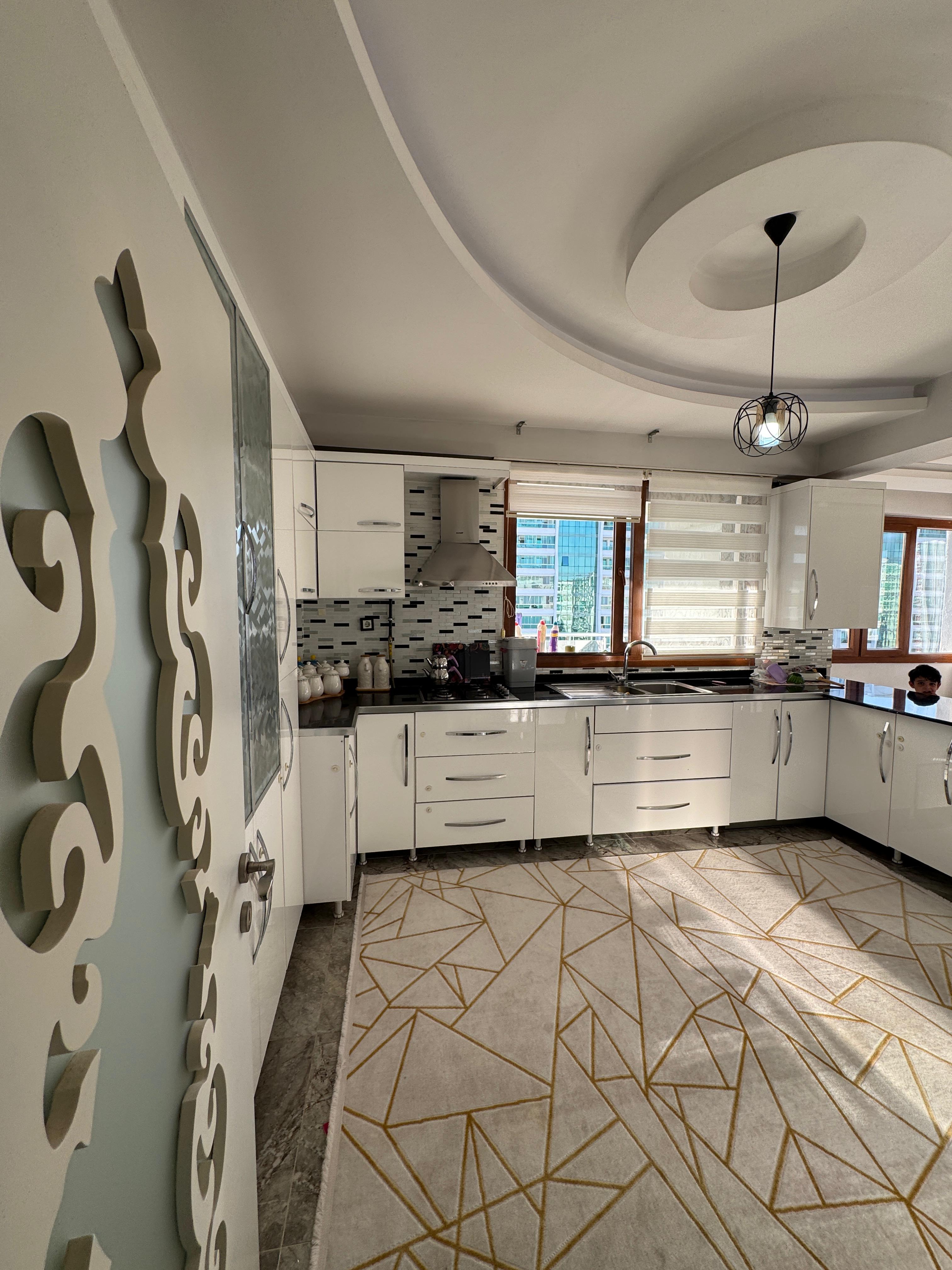50 METRELİK YOLA SIFIR SATILIK 4.5+1 FIRSAT DAİRE