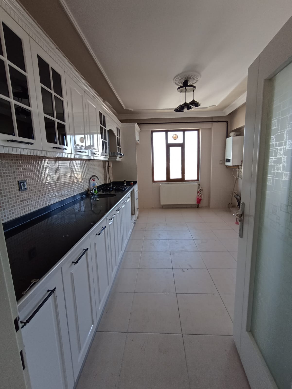 ÜÇKUYULARDA TAŞINMAYA HAZIR KİRALIK DAİRE