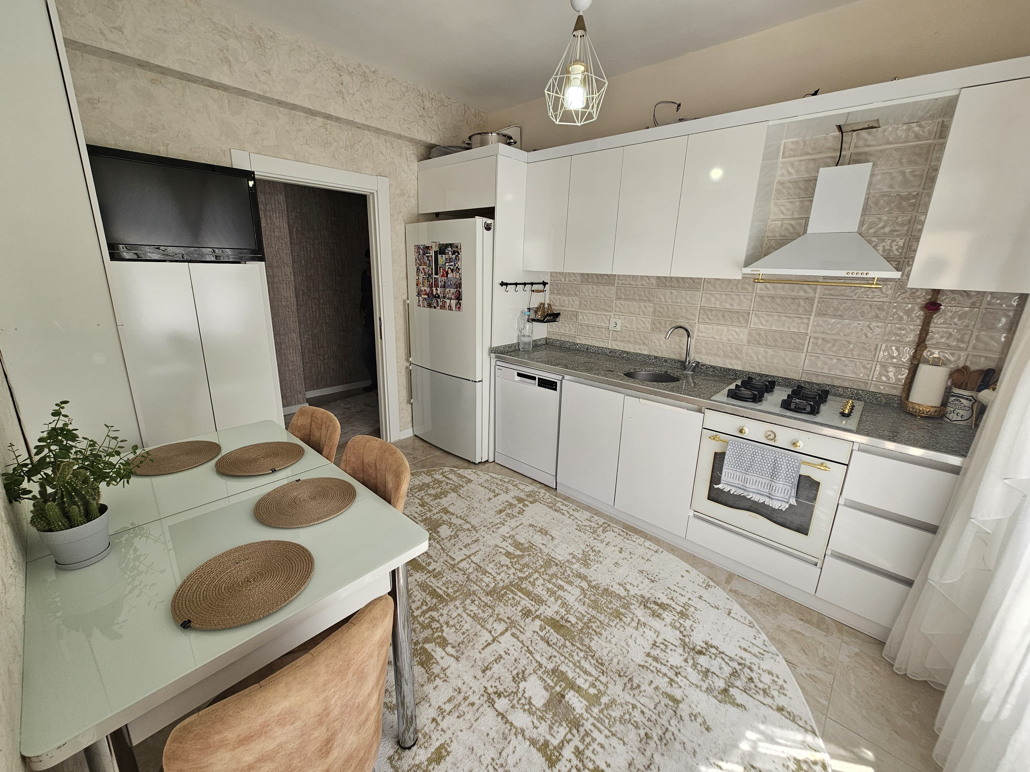  BAĞCILAR  TOPTANCILAR BÖLGESİNDE  KAÇMAZ SATILIK 2+1 DAİRE