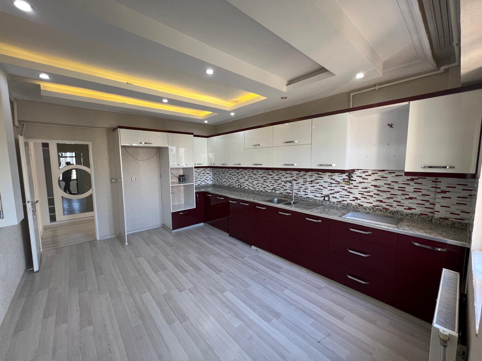 PARK 75 KARŞISI'NDA SATILIK DUBLEKS DAİRE
