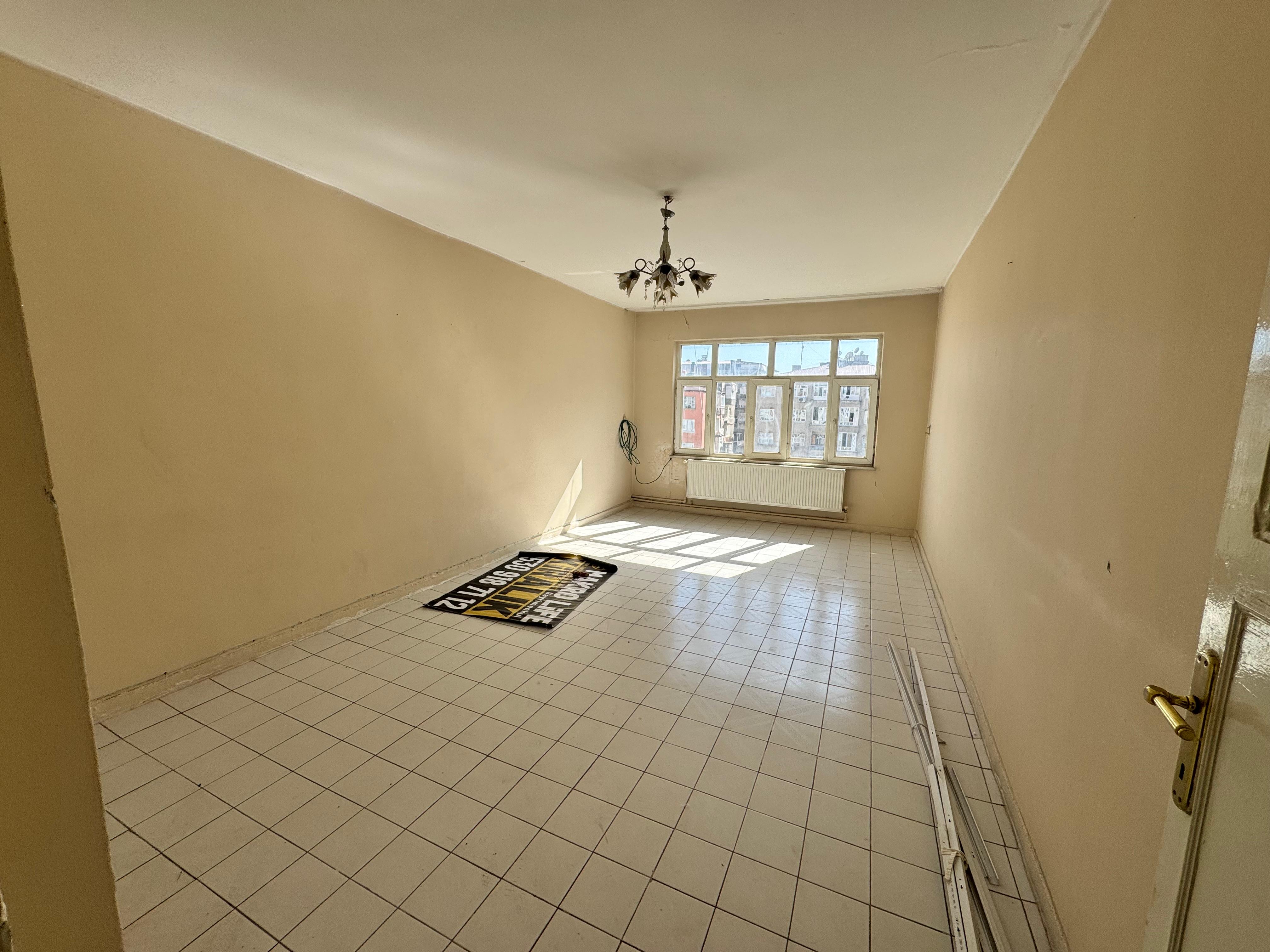 OFİS KÜTÜPHANE SOKAĞINDA KİRALIK 3+1 DAİRE