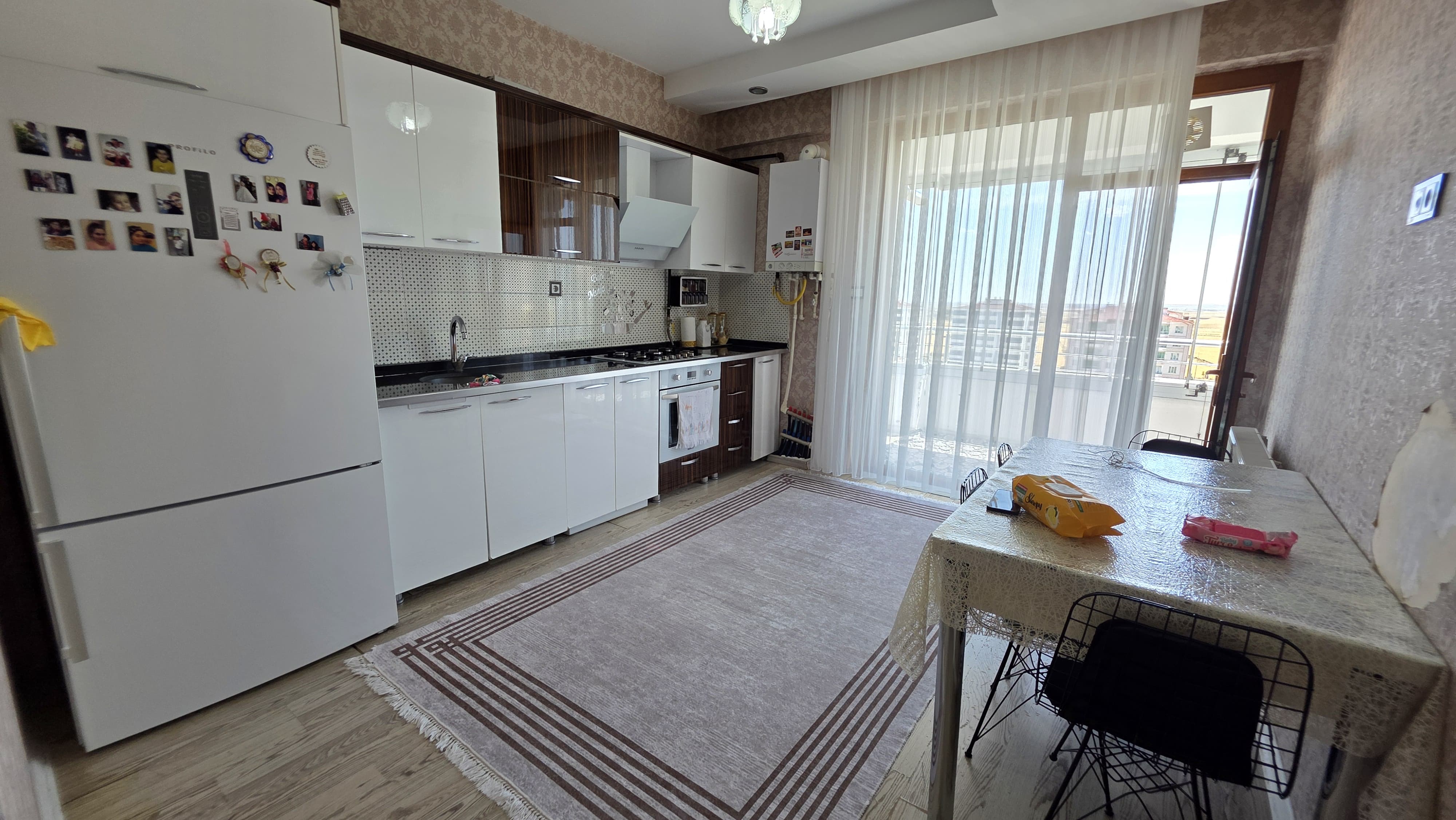 BAĞCILAR AHMET KAYA CD. ÜZERİ 3+1 FIRSAT DAİRE