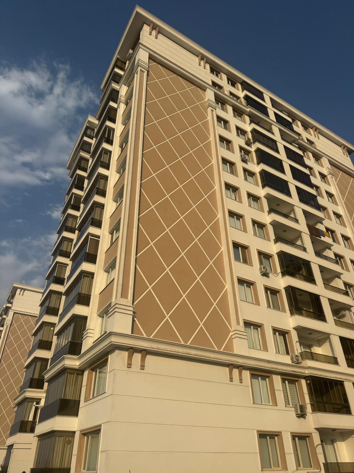 FORUM AVM KARŞISI MUHTEŞEM YAPISIYLA 3,5+1 FIRSAT DAİRE