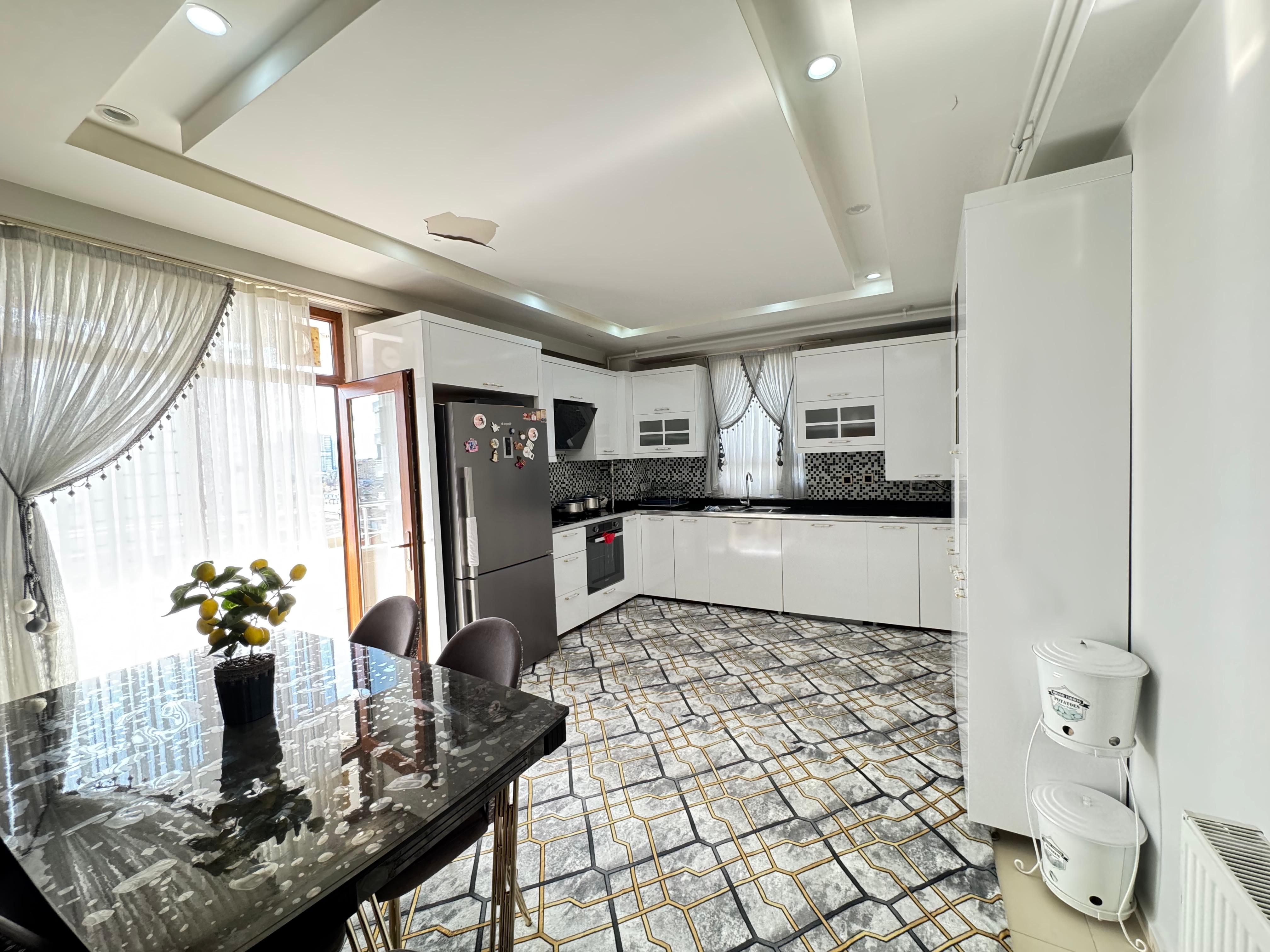 ACİLLL SATILIK RADİSSON OTEL ARKASI 4+1 FIRSAT DAİRE