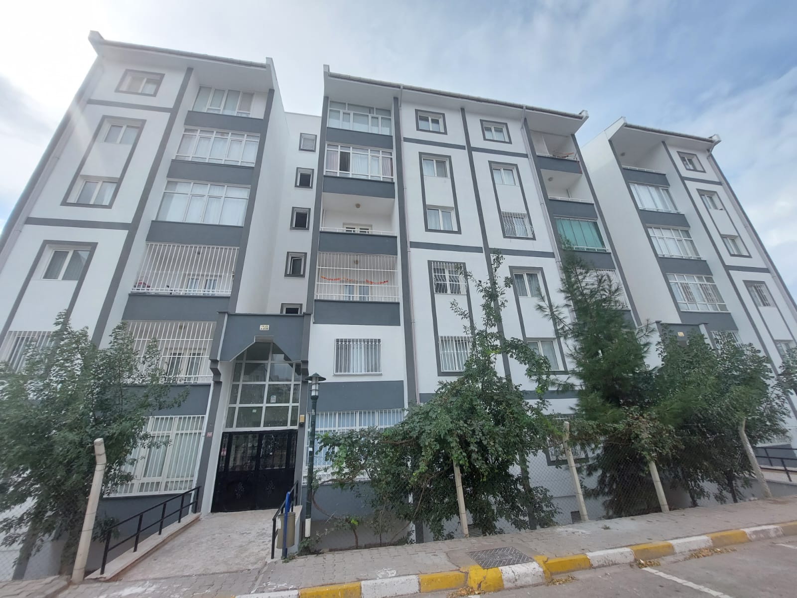 MAKRO LİFE GAYRİMENKUL'DEN ÇÖL GÜZELİ 2+1 TOKİ DAİRESİ SATILIK