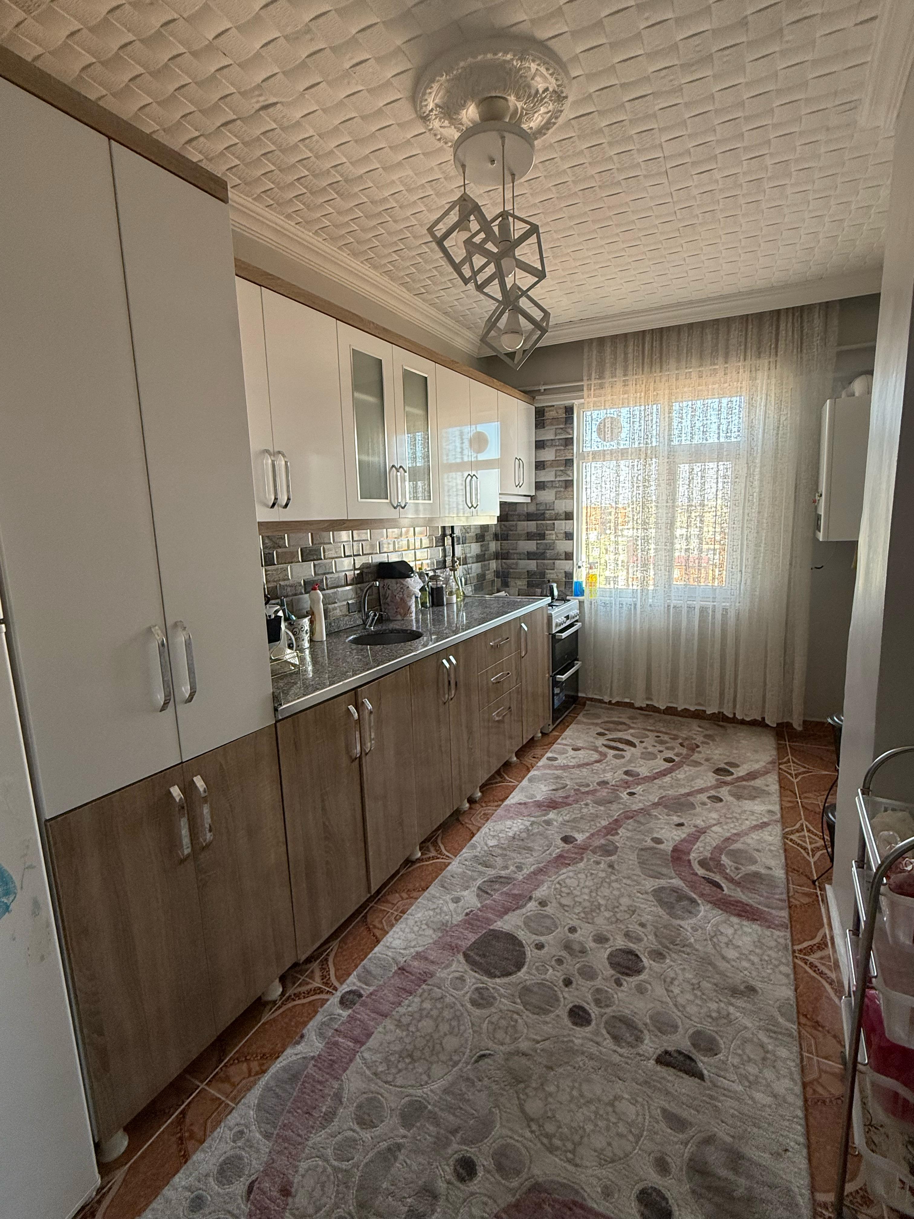 BAĞLAR NAMIK KEMAL ARKASINDA ACİL 2+1 ARAKAT DAİRE