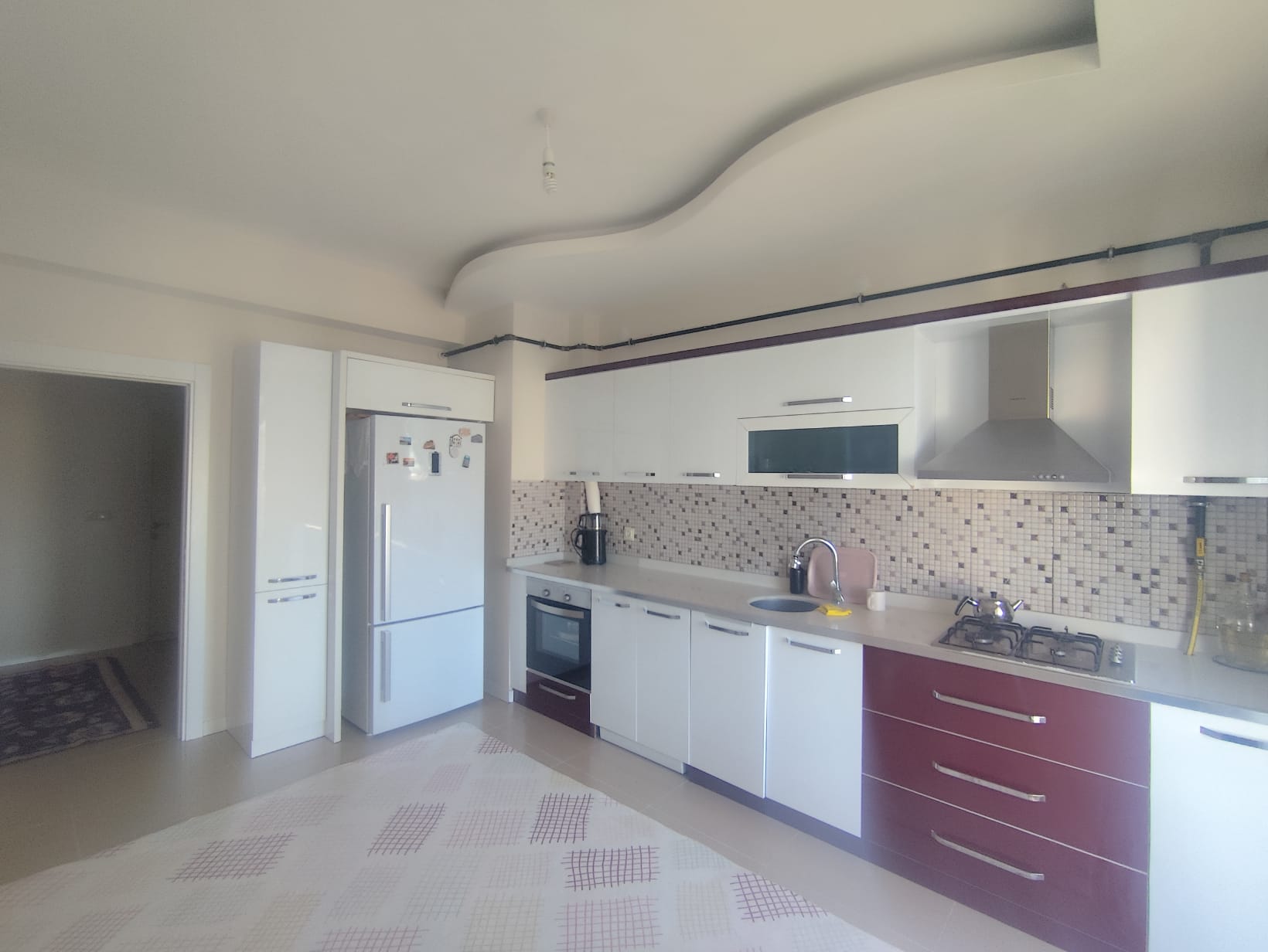 FABRİKA MAHALESİNDE 3+1 SATILIK FIRSAT DAİRE
