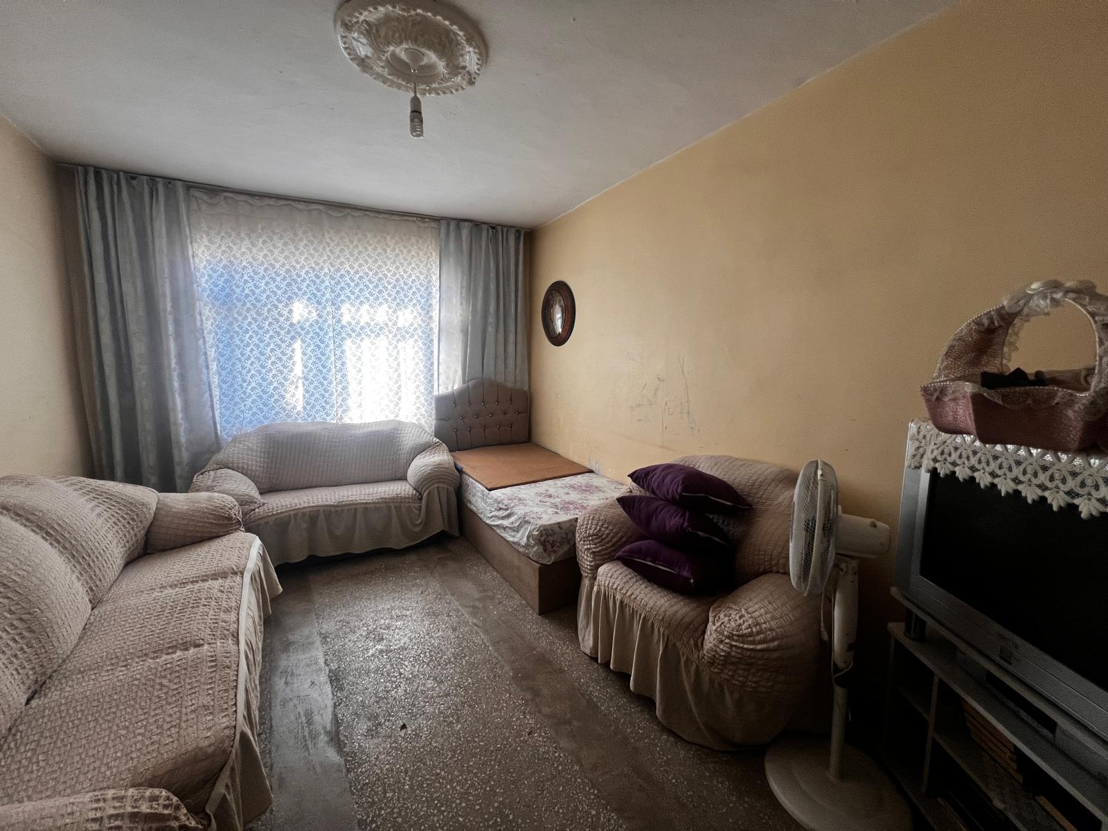 DAĞKAPI LALEBEY CAMİSİ YOLUNDA SATILIK 2+1 SATILIK DAİRE