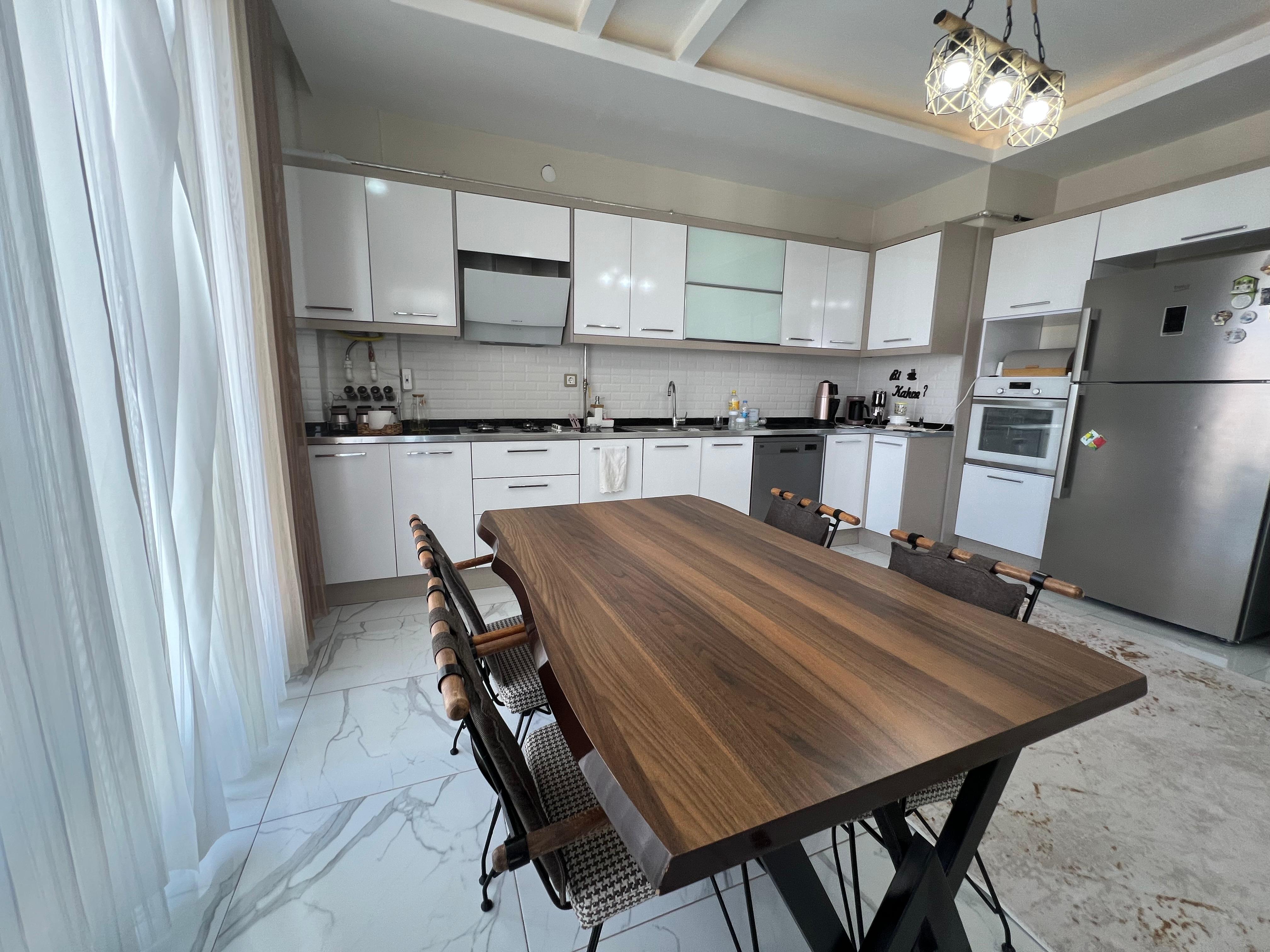 ARAŞTIRMA HASTANESİ YANI 3+1 FIRSAT SATILIK LÜX DAİRE 