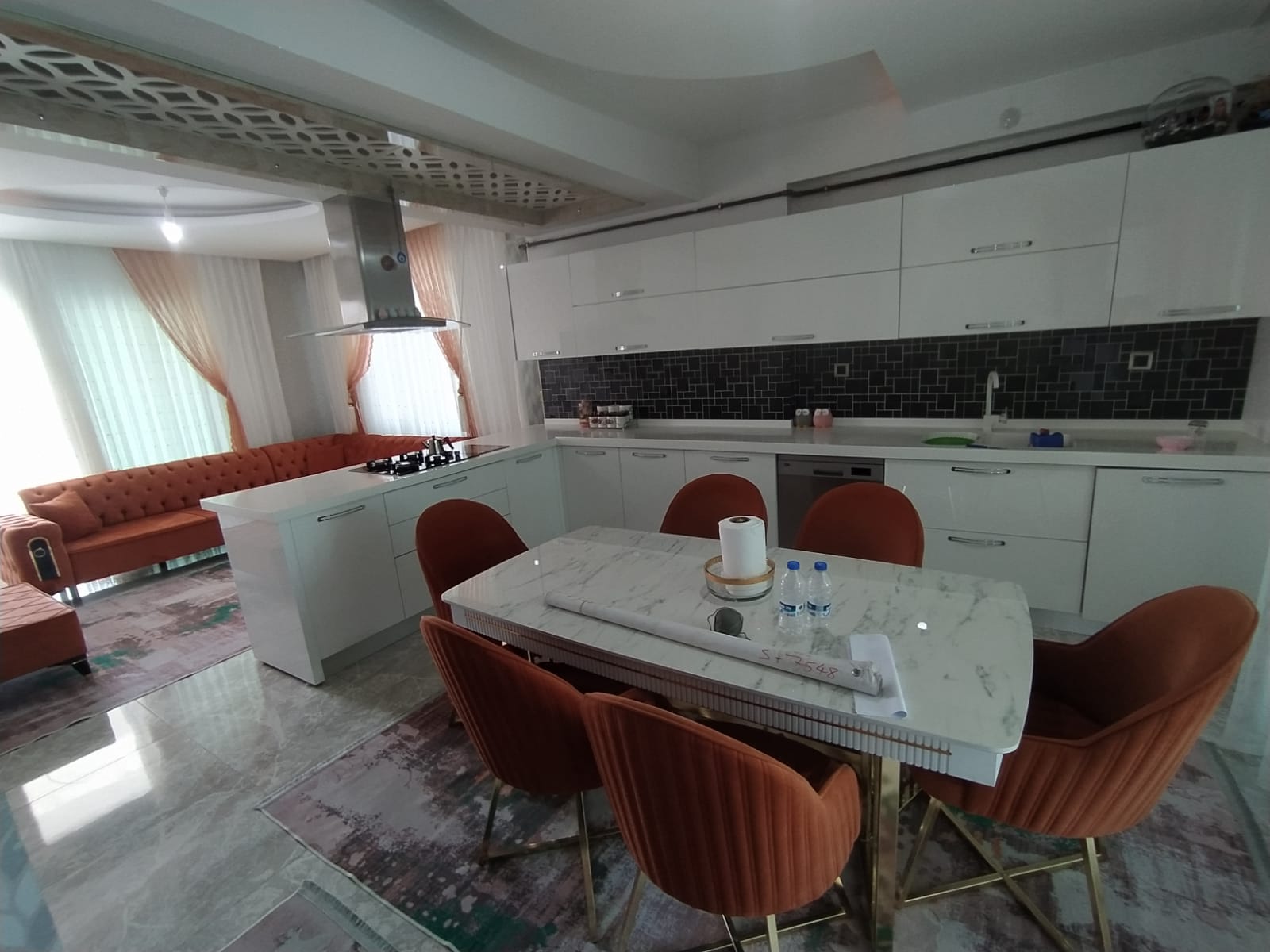 TEMA PARK KARŞISINDA 4+1 ULTRA LÜKS SATILIK DAİRE