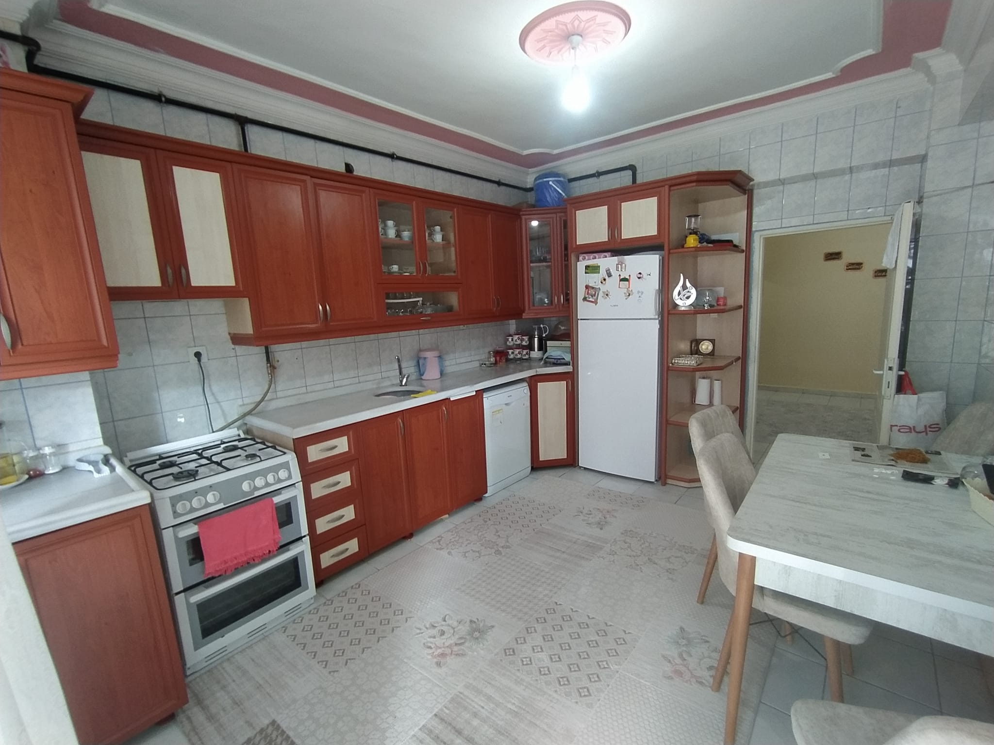 CEYLAN AVM ARKASINDA   3+1 SATILIK  DAİRE