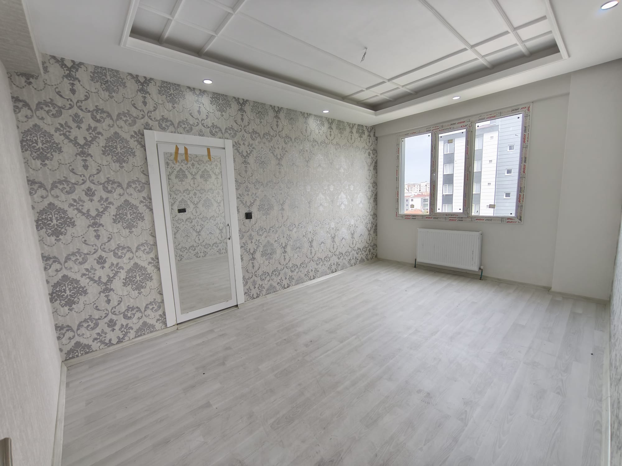 BAĞCILARDA PİYALE DÜĞÜN SALONU YANI KİRALIK SIFIR 3+1 DAİRE