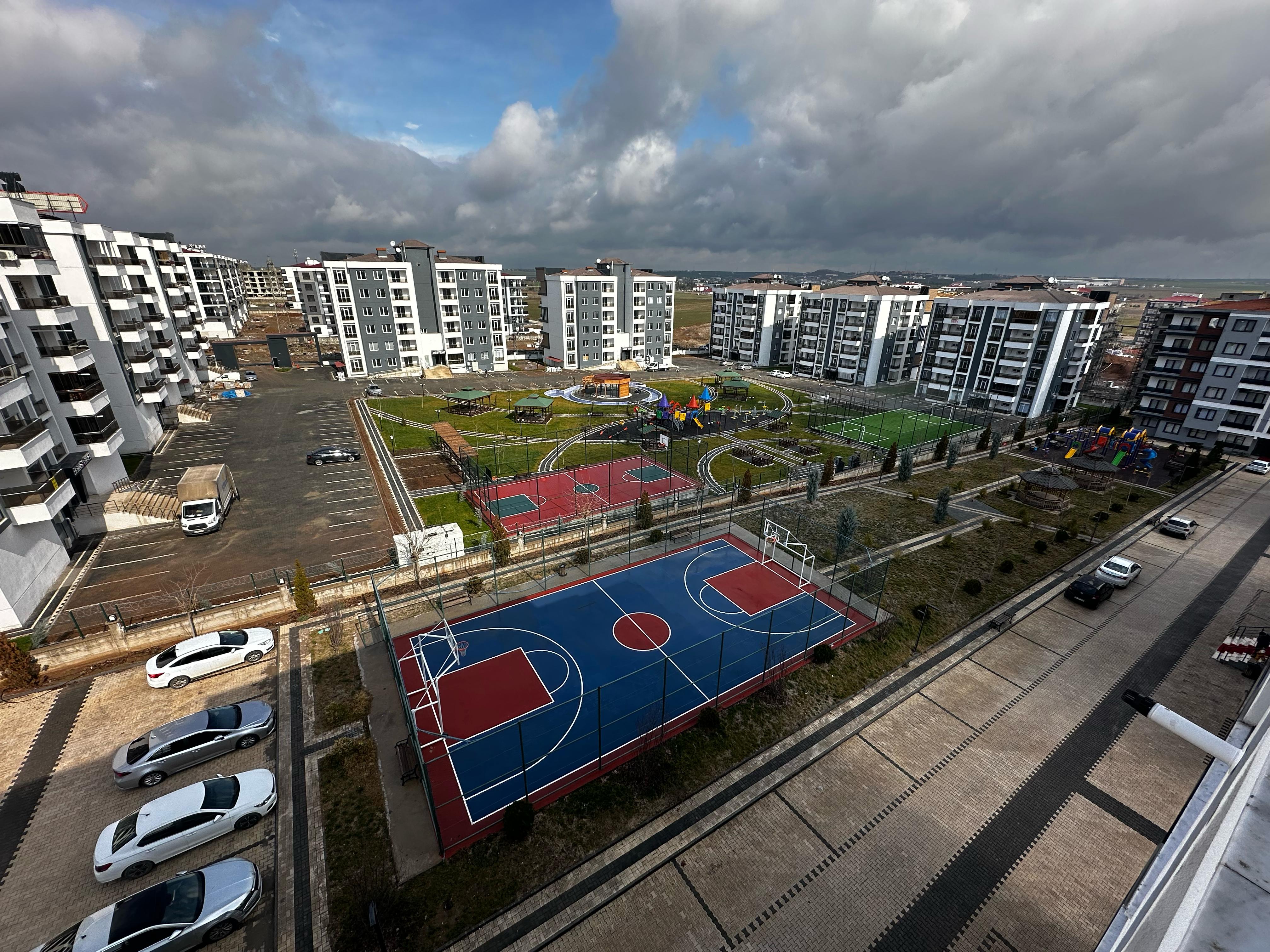 SİLVAN YOLU ÜZERİ TEKNOKENT ARKASI 2 BANYO 2 BALKONLU  VE GİYİNME ODALI 2.5+1 LÜX SIFIR DAİRELER