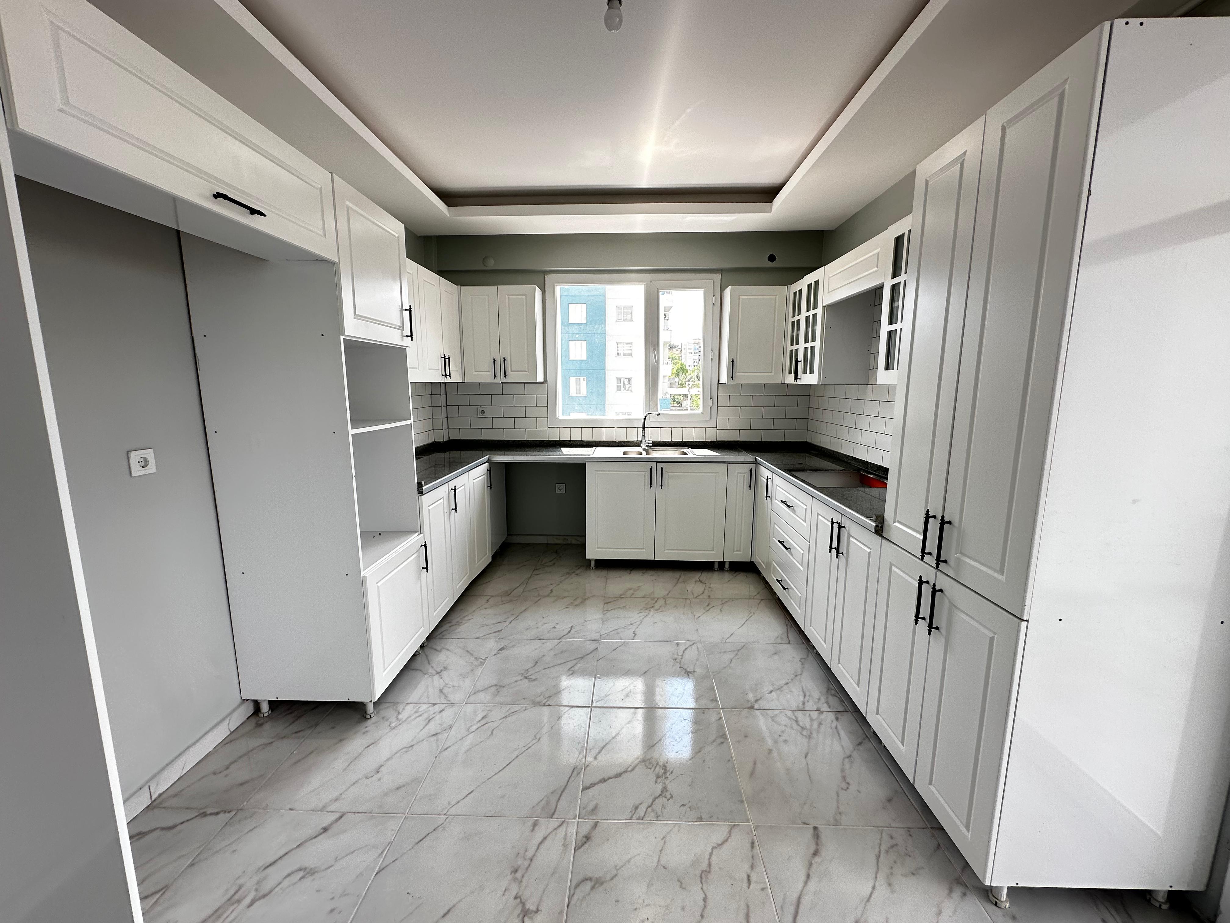 SEYRANTEPE TOPLU KONUTTA ACİL SATILIK 3+1 DAİRE    