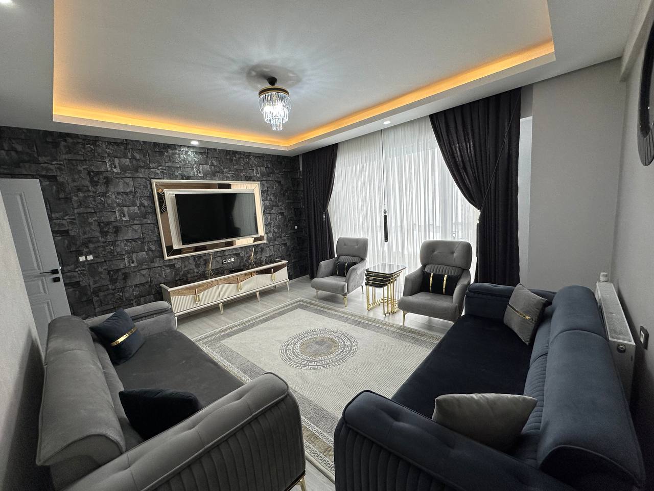 ÜÇKUYULARDA FIRSAT 2+1 LÜKS FUL YAPILI SATILIK DAİRE