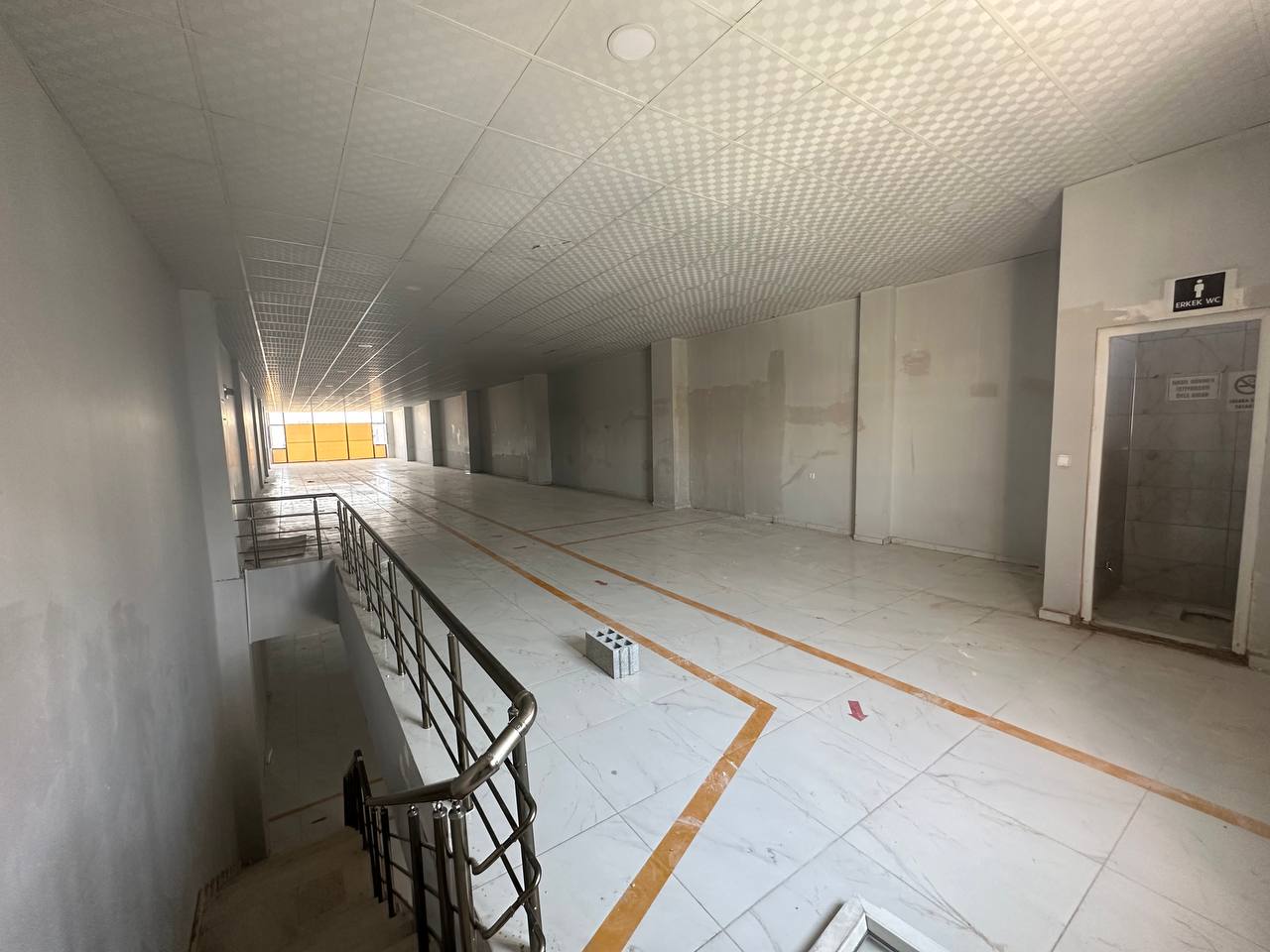 BAĞCILAR PİYALE DÜĞÜN SALONU YANI ACİL SATILIK FIRSAT DÜKKAN