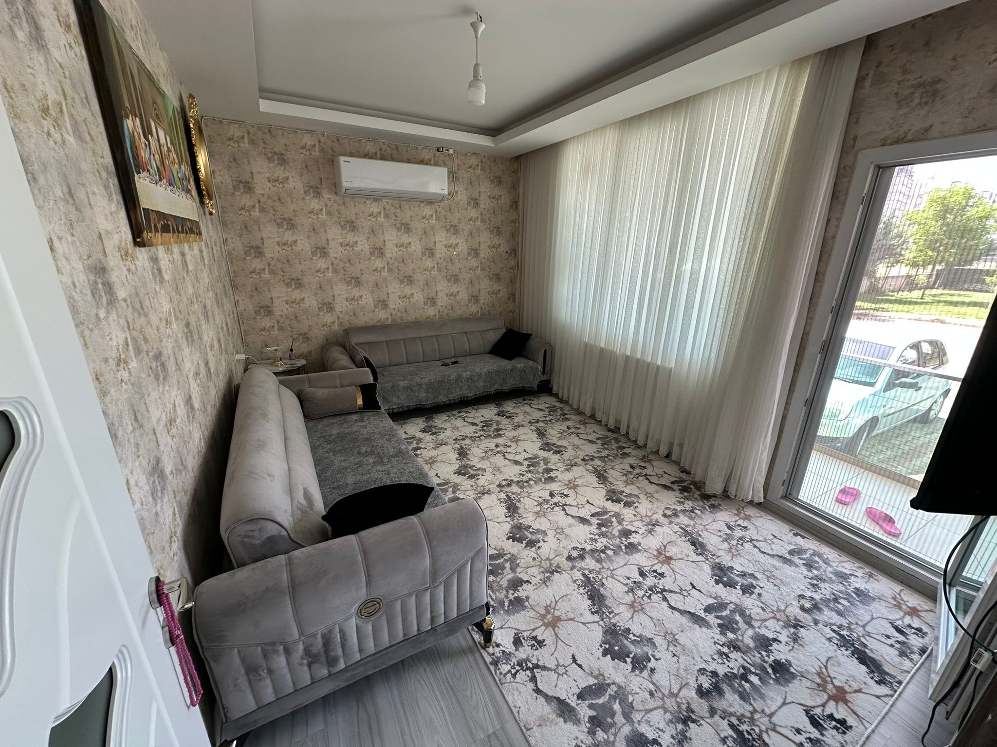    BAĞCILAR NEVRUZ PARK ARKASI SATILIK 2+1 FIRSAT DAİRE     