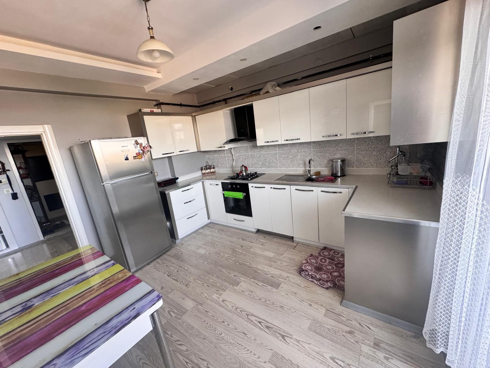 MAKRO LİFE GAYRİMENKULDEN BAĞCILAR MAAKİNA İKMAL ARKASI SATILIK FIRSAT 3+1 DAİRE        
