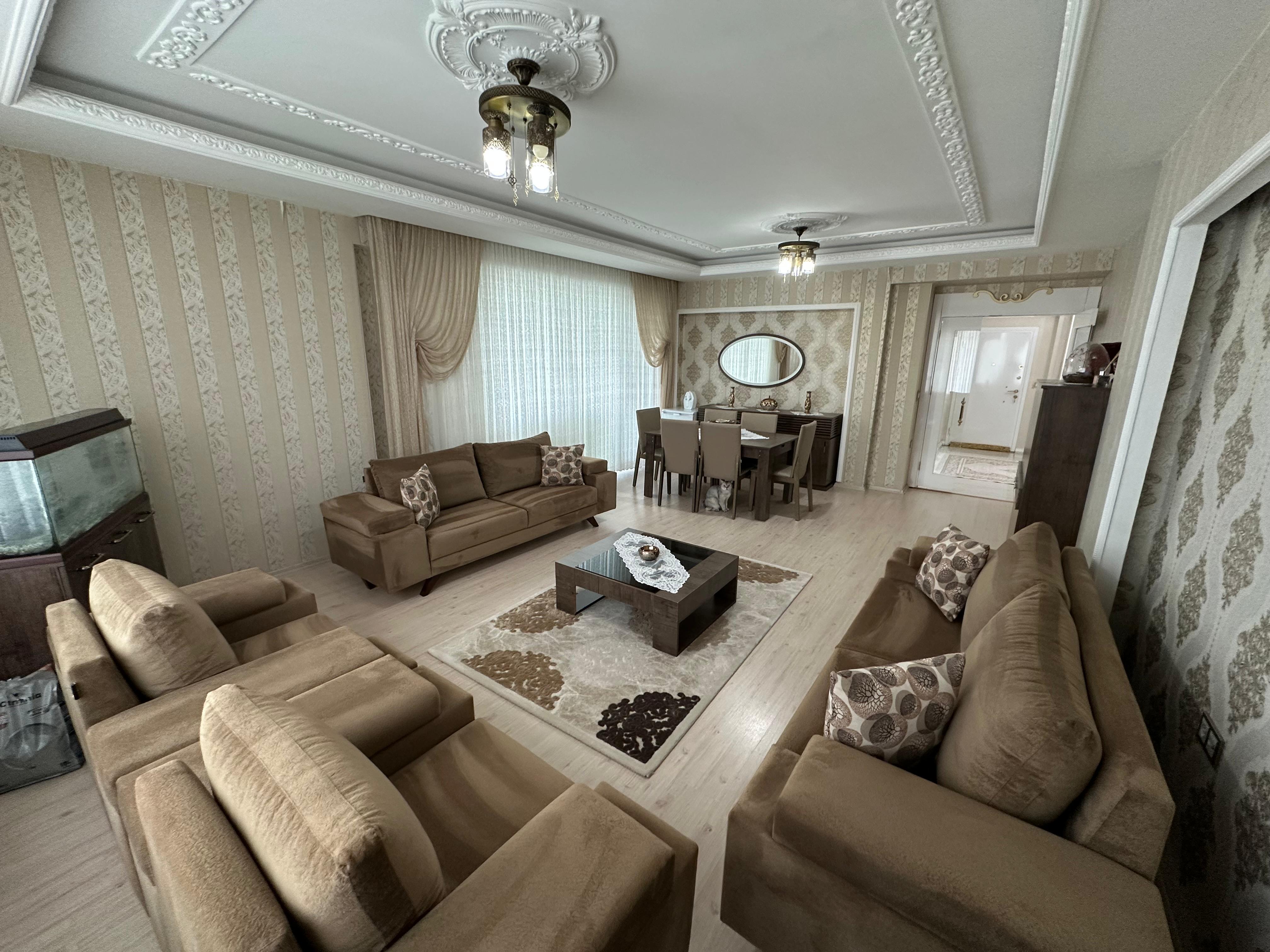 MAKRO LİFE GAYRİMENKULDEN 50m lİK YOLDA SATILIK 4+1 FIRSAT DAİRE        
