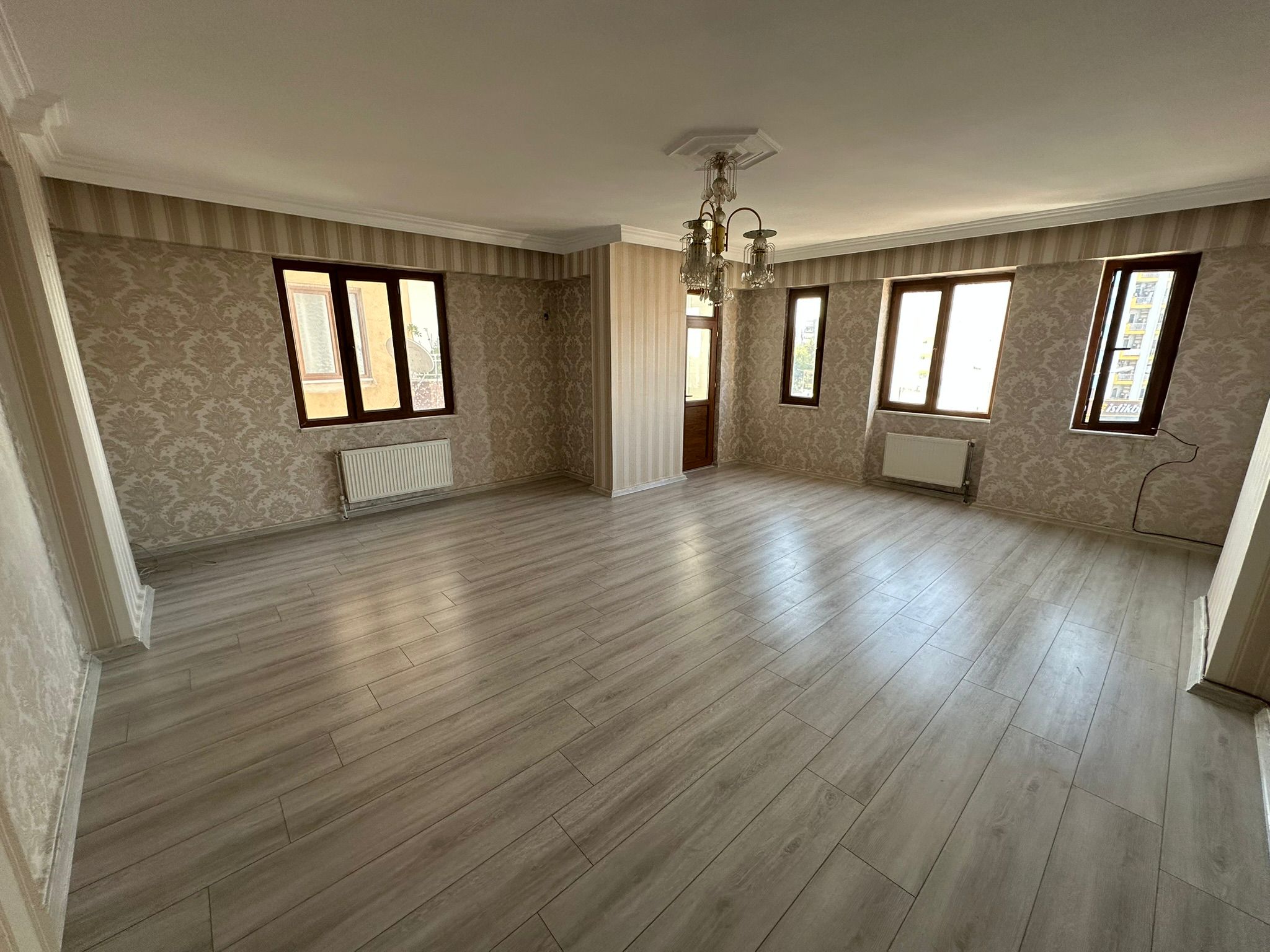 MAKRO LİFE GAYRİMENKULDEN KANTAR KAVŞAĞINDA SATILIK FIRSAT 3+1 DAİRE   