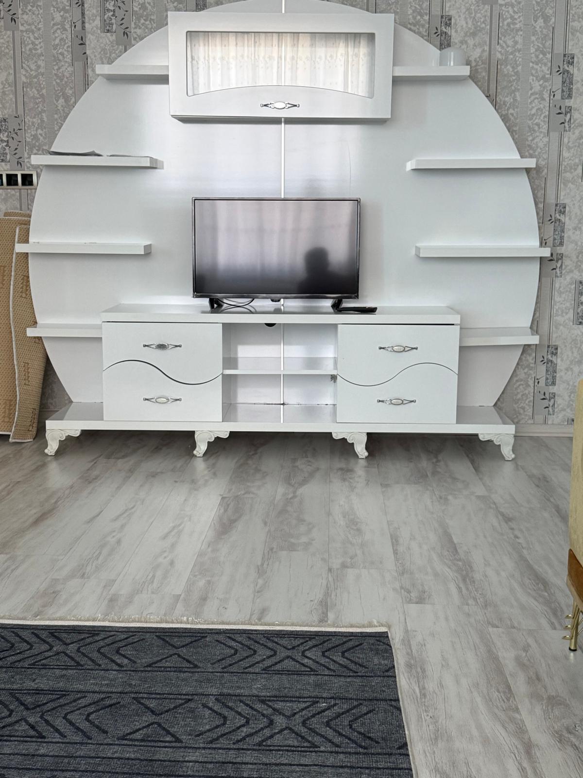FABRİKA MAHALLESİ AMERİKAN KOLEJİ KARŞISI FULL EŞYALI KİRALIK 2+1 DAİRE