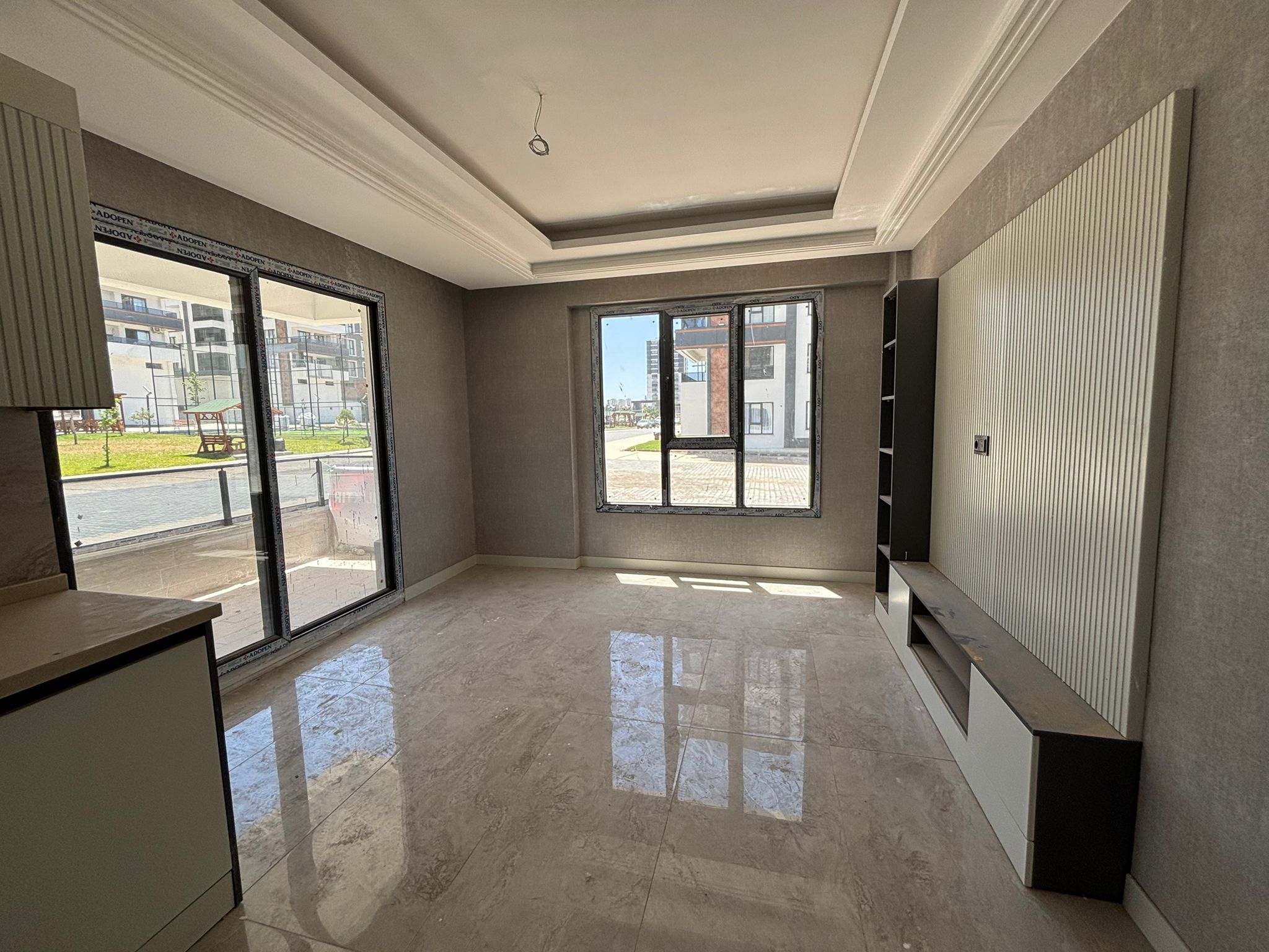 YENİ CEZAEVİ KARŞISI AFŞİN PARADİSE DE 3,5+1 SATILIK DAİRE