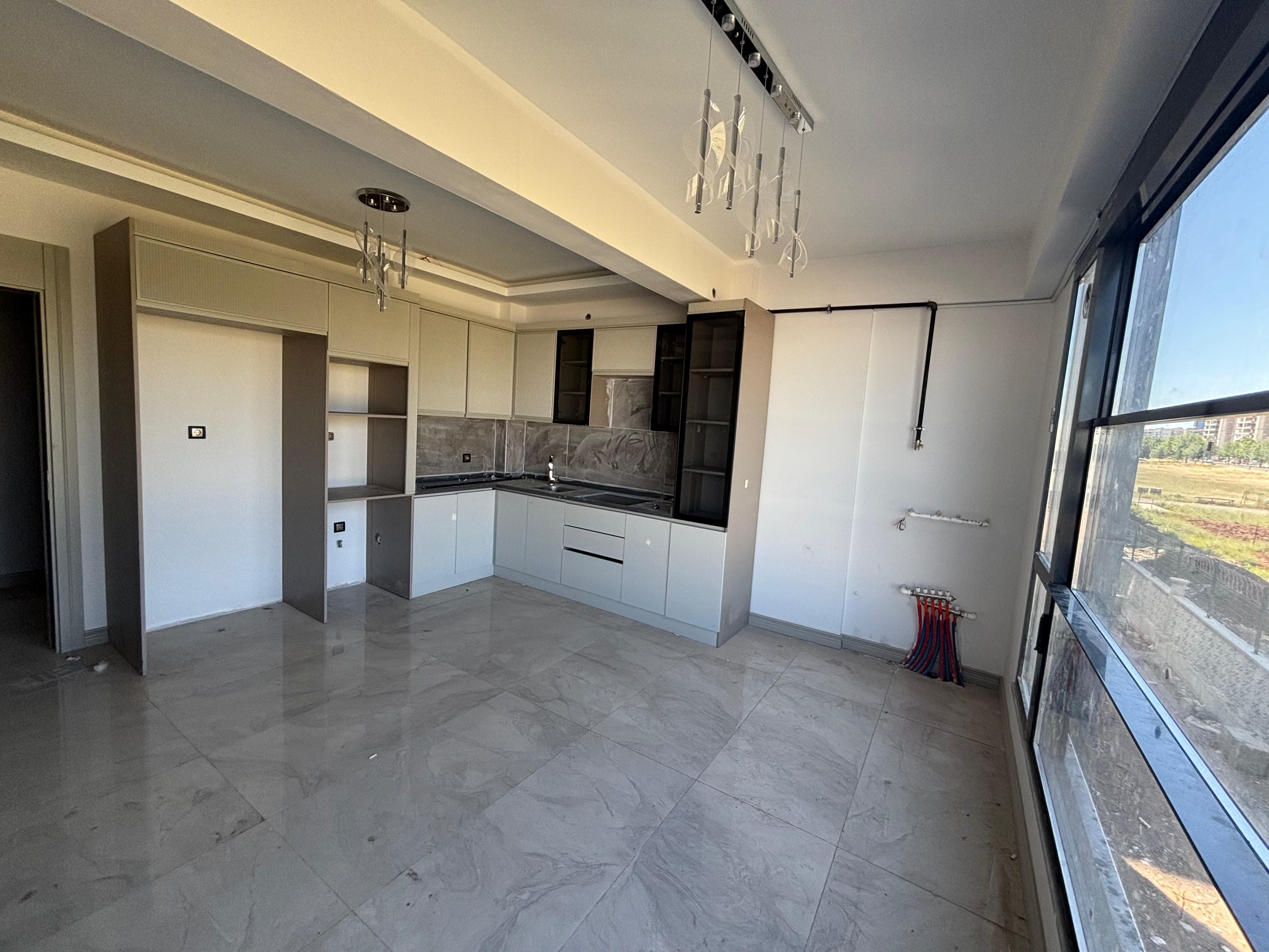 BAĞCILAR LİVAM AVABEY SATILIK 2,5+1 SATILIK DAİRE 