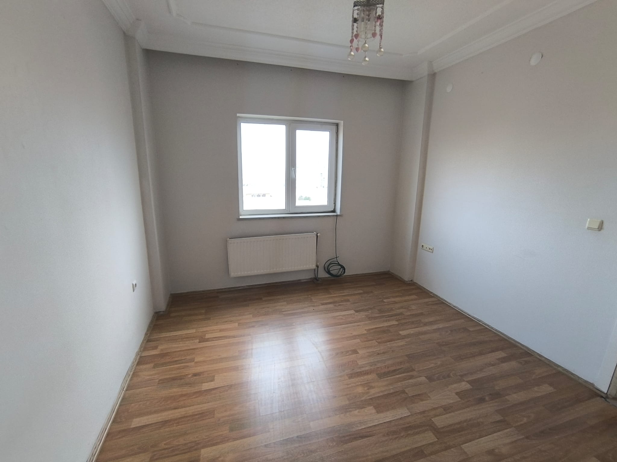 YENİŞEHİR ÜÇKUYULAR  4.ETAP TOKİ  KONUTLARI 2+1 SATILIK DAİRE B1 OKUL KARŞISI