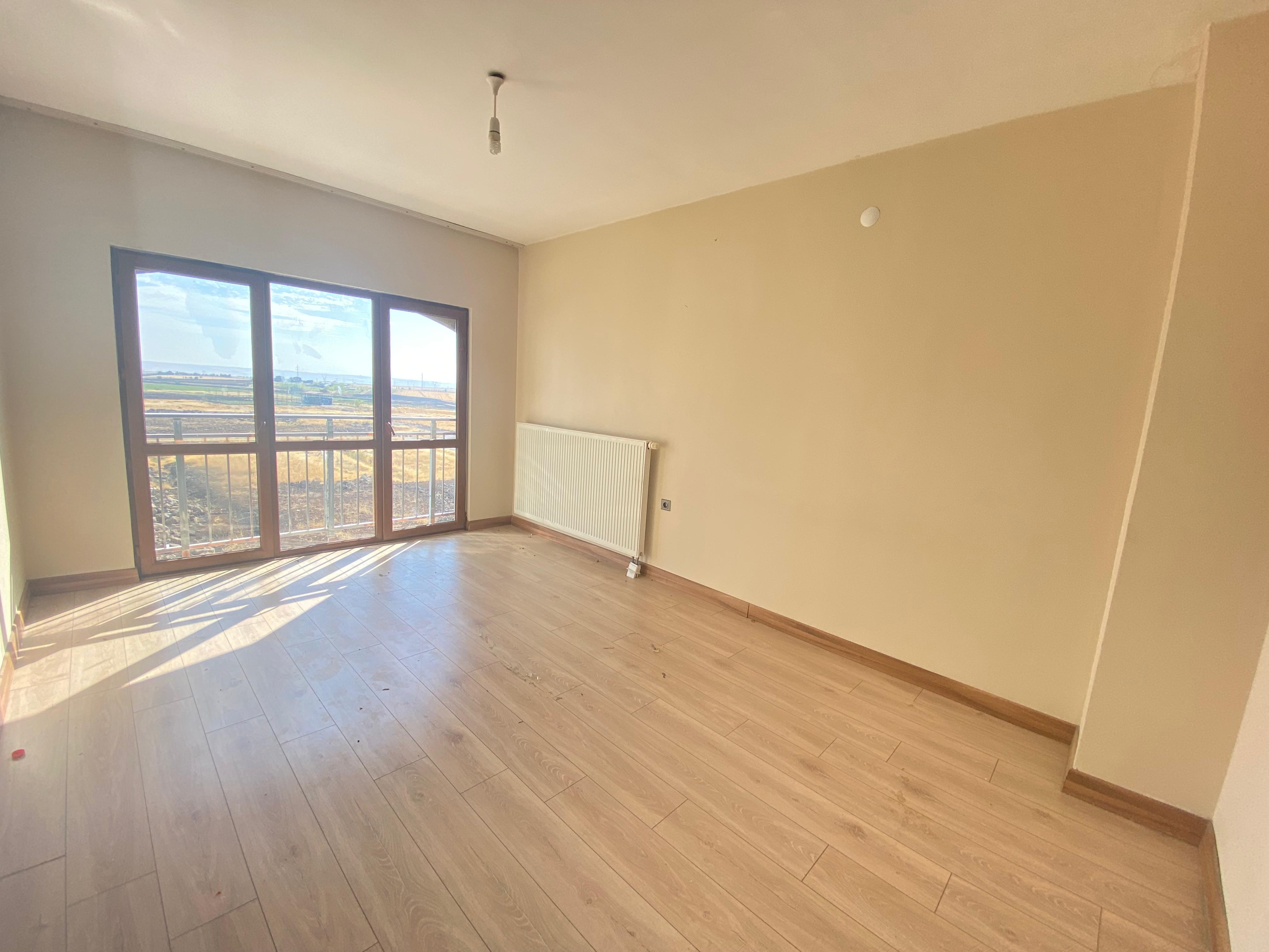 YENİŞEHİR ÜÇKUYULAR TOKİ 808  KONUTLARI 2+1 SATILIK DAİRE