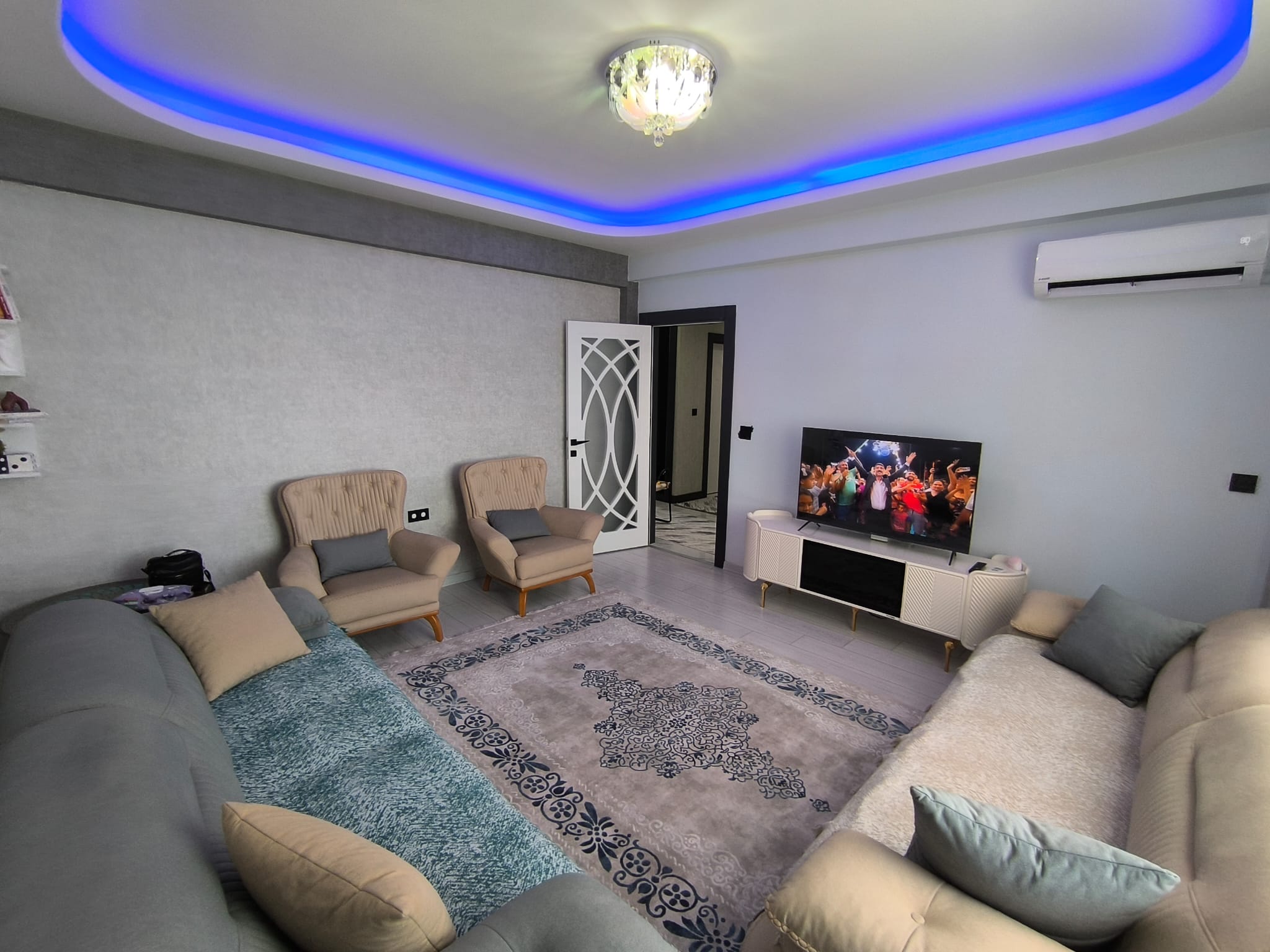   FABRİKA MAHALLESİ AKABE KONUTLARINDA  2+1 SATILIK DAİRE 