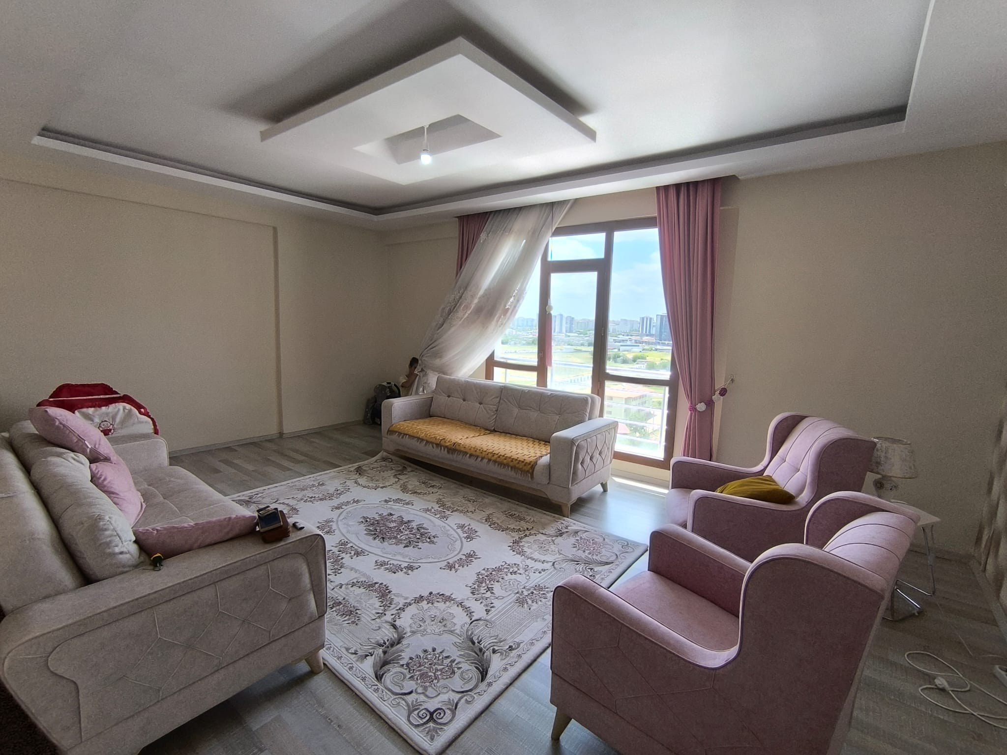 FABRİKA MAHALLESİNDE 3+1 SATILIK DAİRE..!