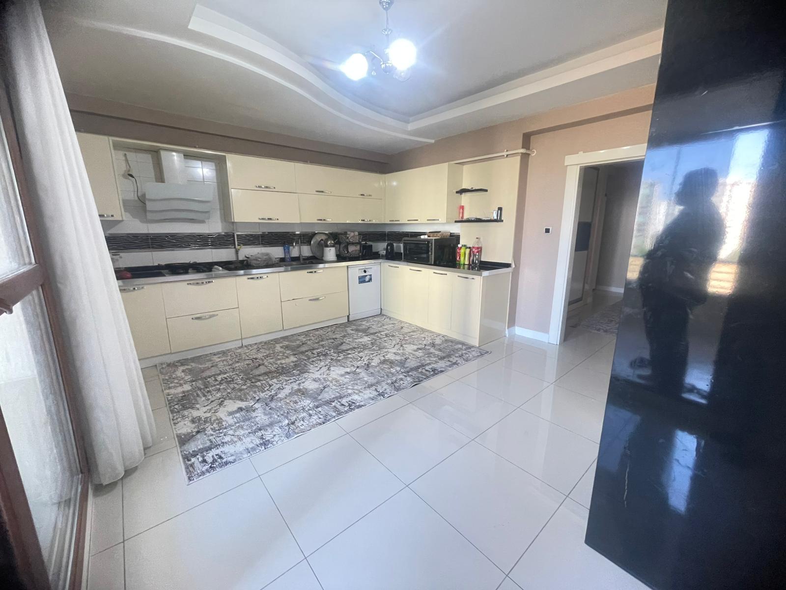 WİNSTOWN CİVARINDA SATILIK 4+1 DAİRE