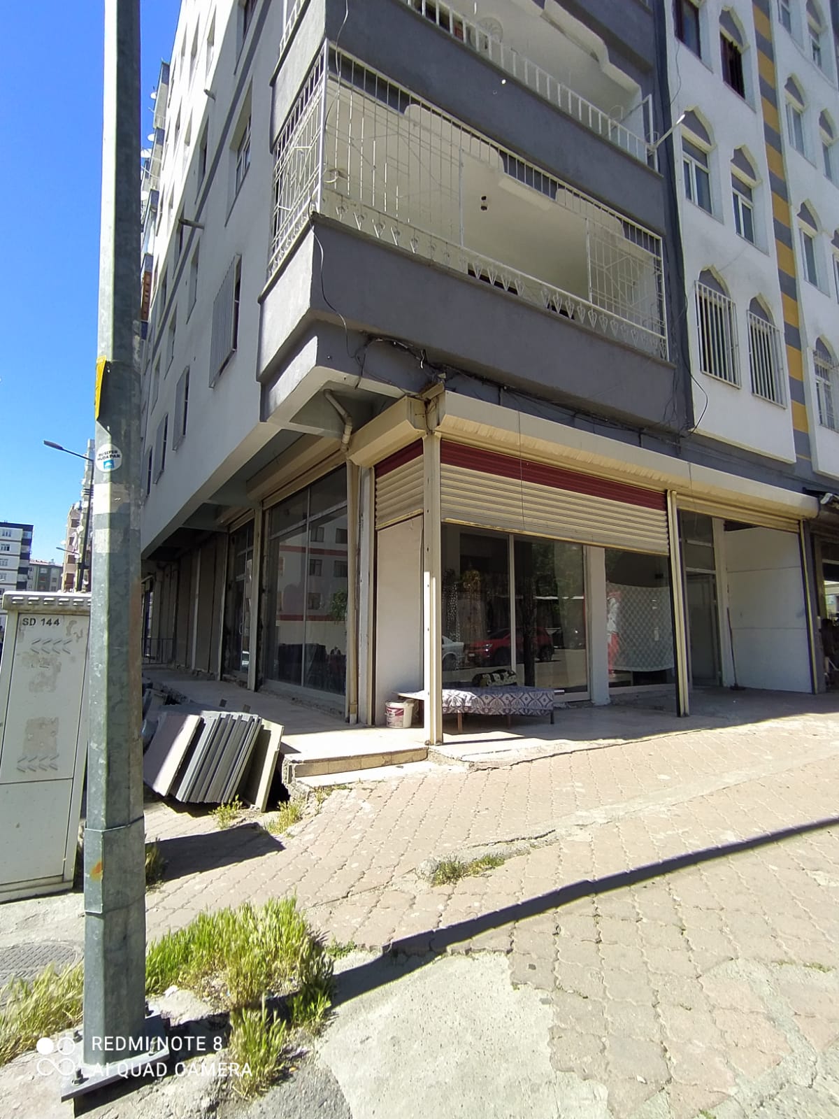 CİGERXWİN KARŞISISINDA SATILIK DÜKKAN