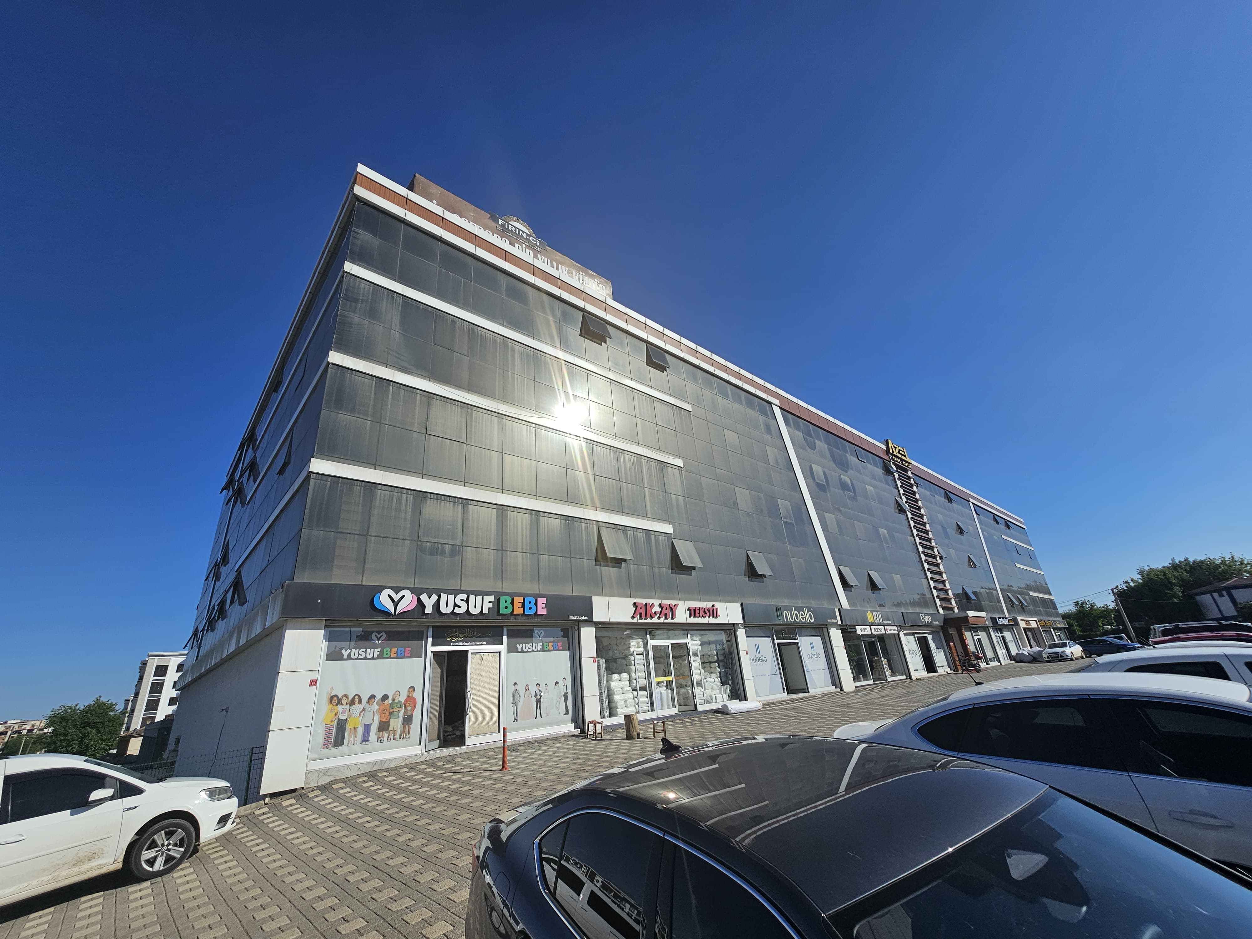 SATILIK FIRSAT ISYERI URFA YOLU UZERI AZEL PLAZADA CADDE CEPHELI