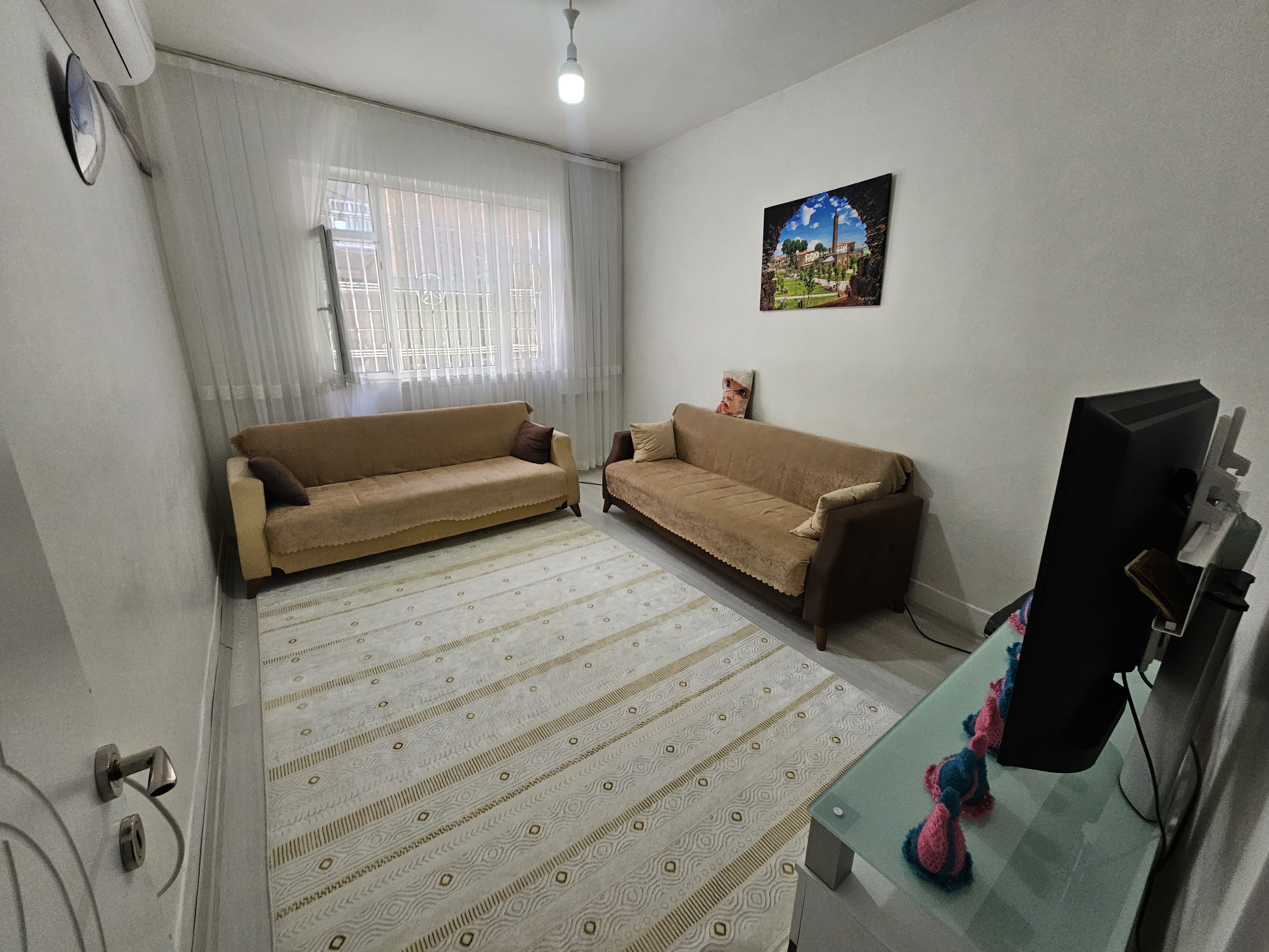 KOŞUYOLU ORYIL PETROL CİVARI  FUL YAPILI SATILIK FIRSAT DAİRE