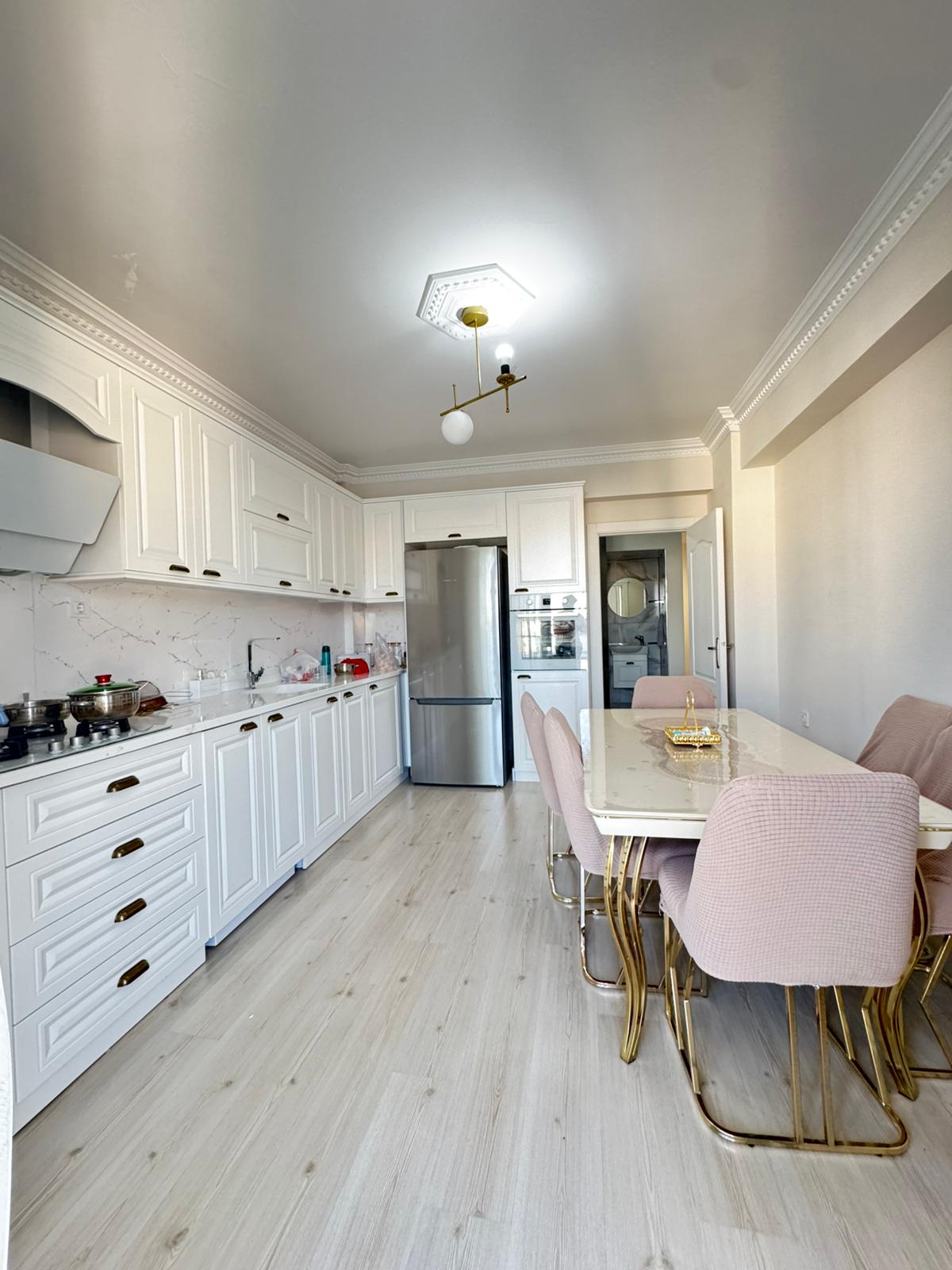 ACİL SATILIKKENT MEYDANI CİVARI FULL YAPILI 3+1 LÜKS DAİRE