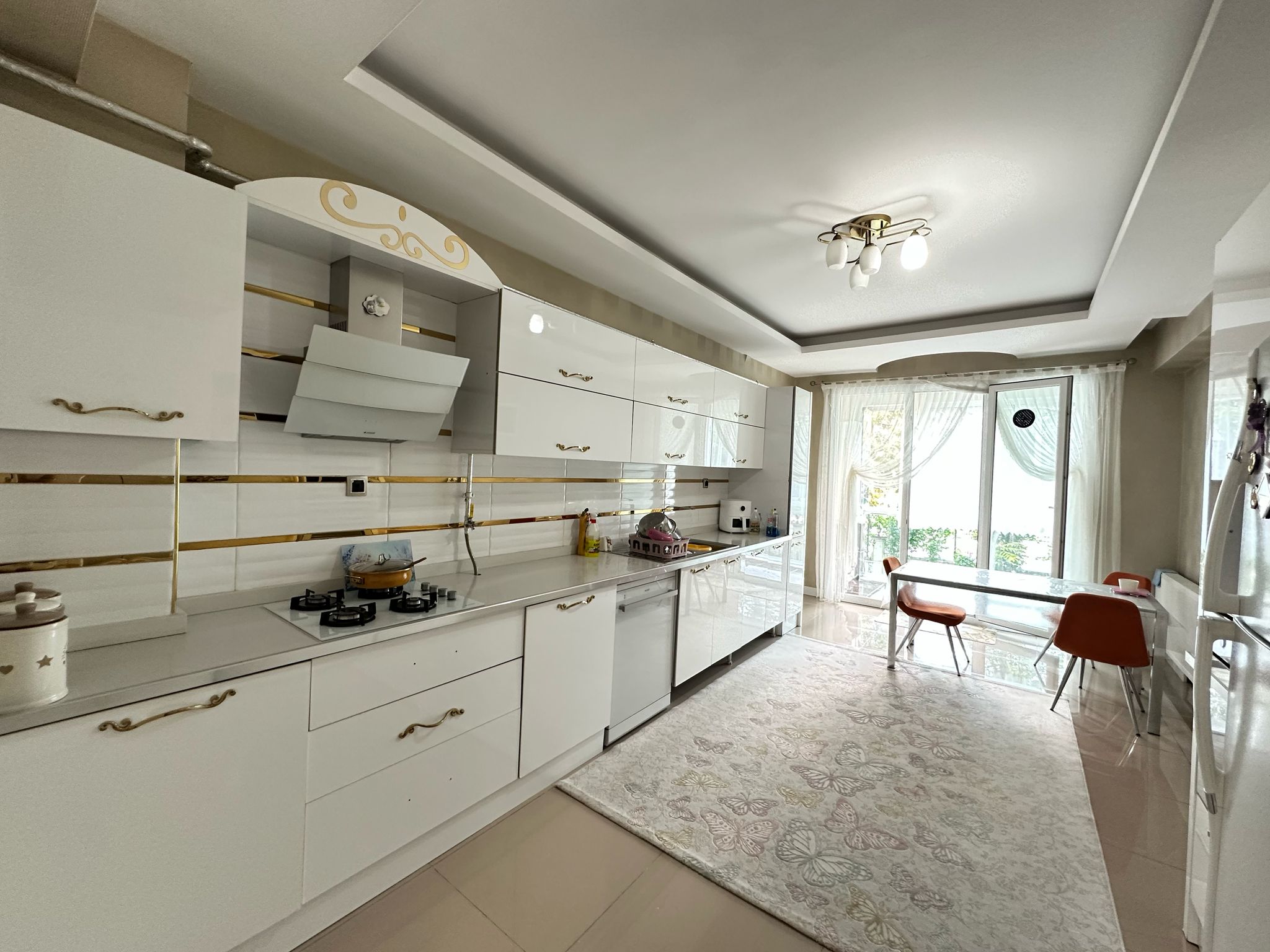 KAYAPINAR STADYUM 50 METRE YOL ÜSTÜNDE 4+1 LÜKS DAİRE