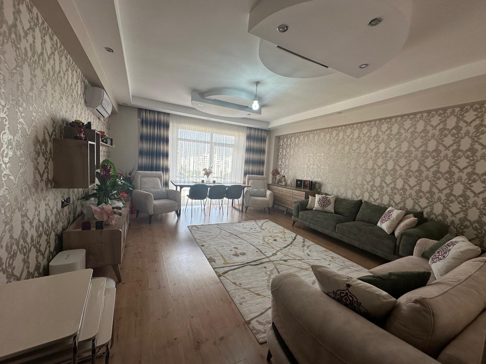 RADİSON OTEL ARKASINDA SATILIK ARA KAT DAİRE