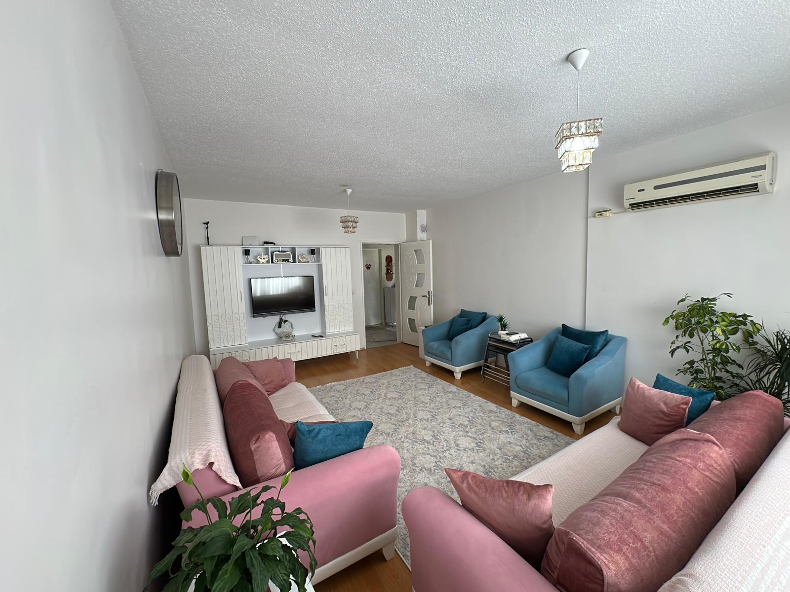 SEYRANTEPE TOPLUKONUTTA SATILIK 3+1 FİRSAT ARA KAT DAİRE