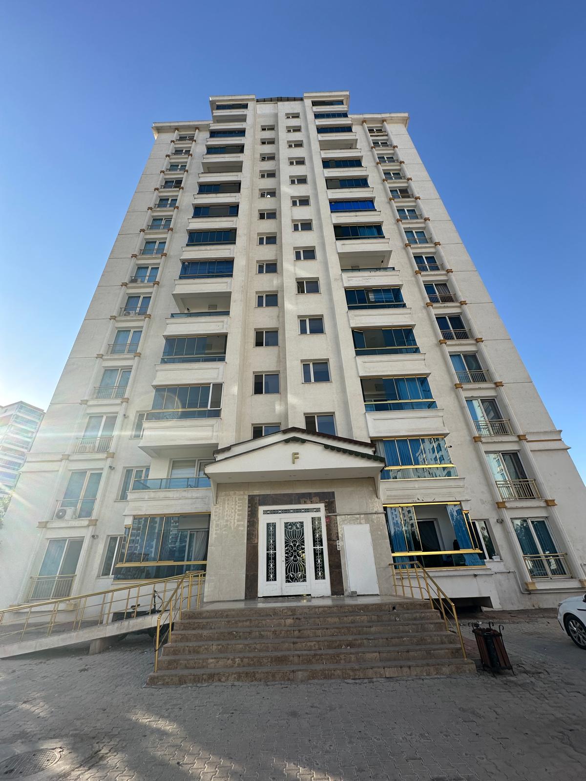 OTOGAR CİVARINDA  SATILIK 2+1 FIRSAT ARA KAT DAİRE