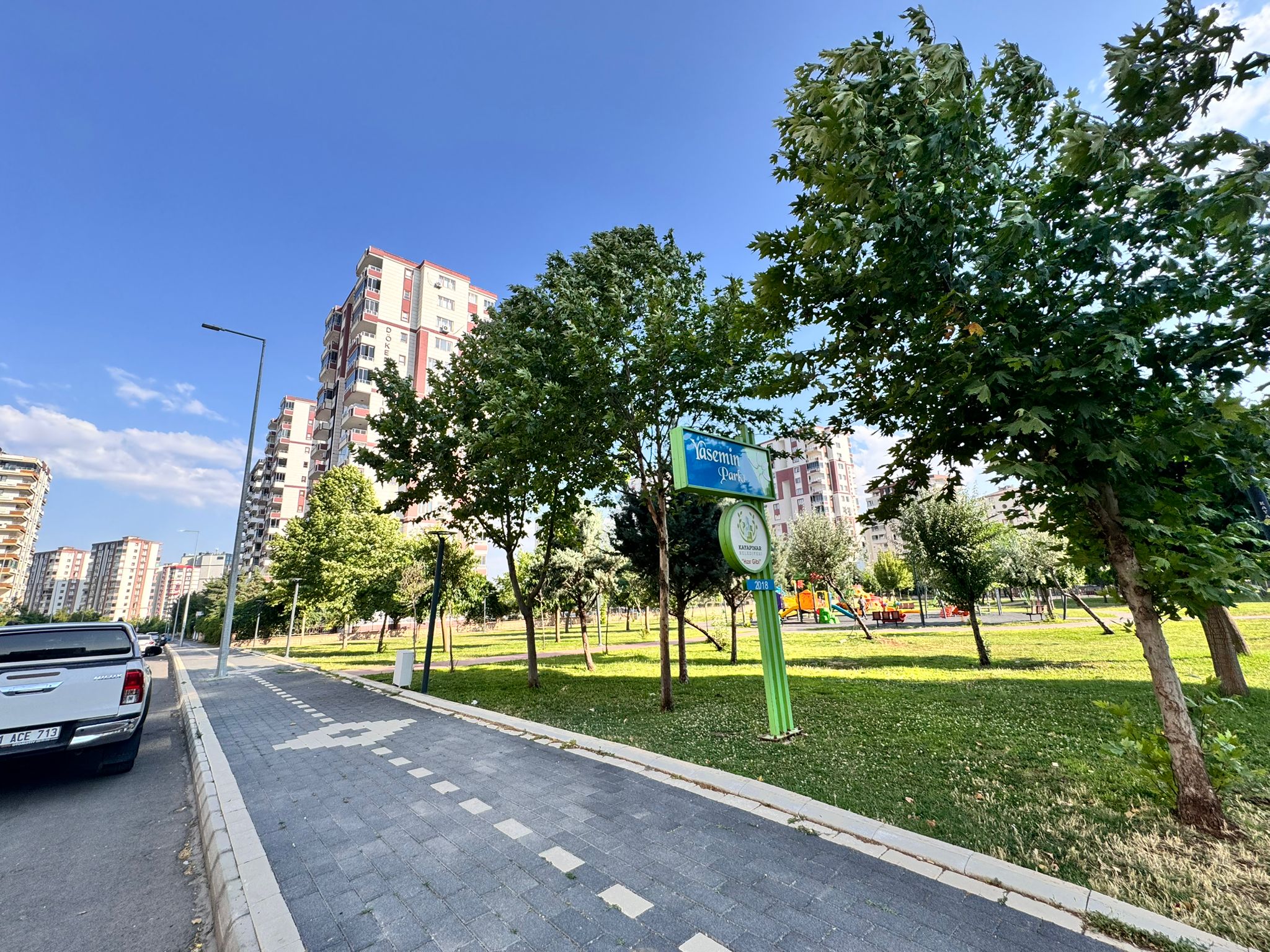 RADİSON OTEL ARKASINDA FULL YAPILI BAKIMLI 3+1 DAİRE