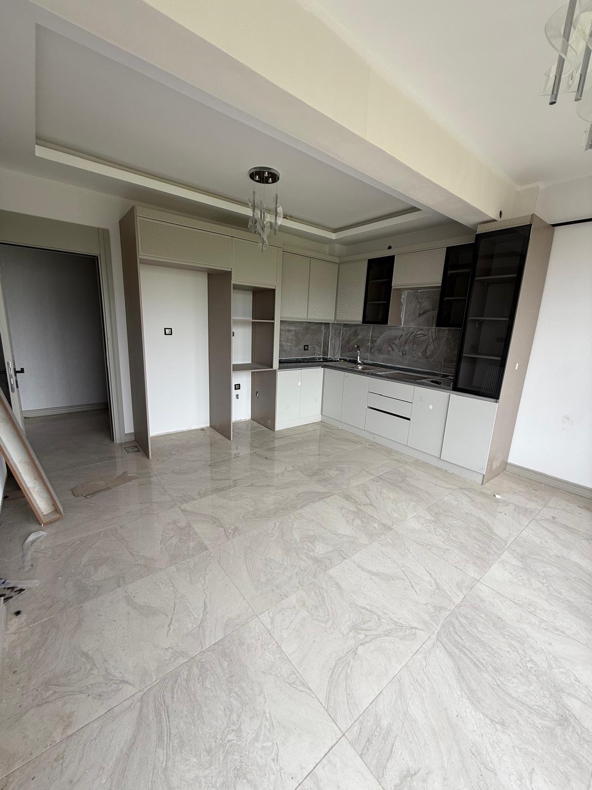 BAĞCILARDA 2+1 SATILIK FIRSAT DAİRE LİVAM YAPI 