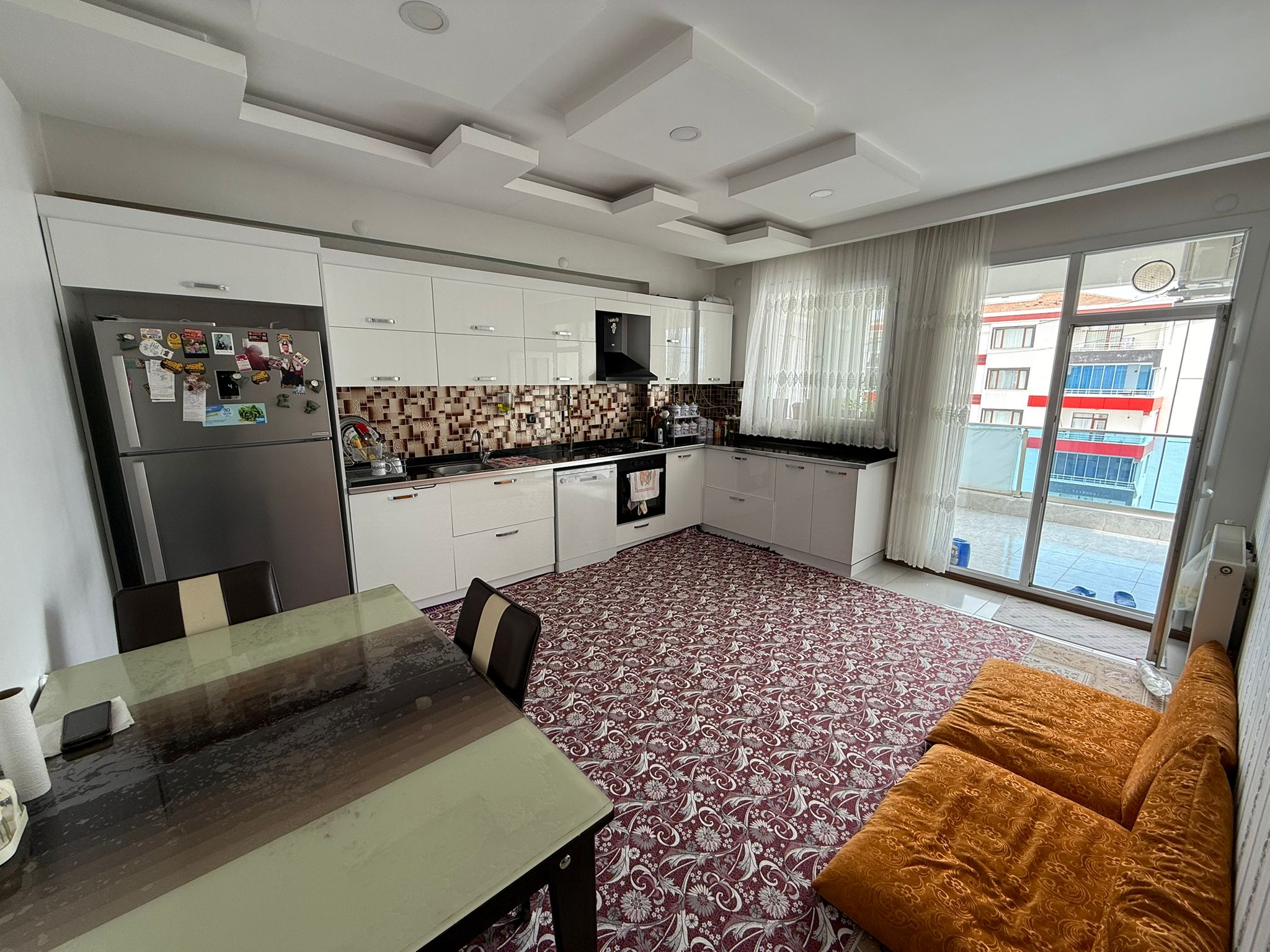 FABRİKA MAHALLESİNDE 3+1  SATILIK HAVUZLU LUX DAİRE