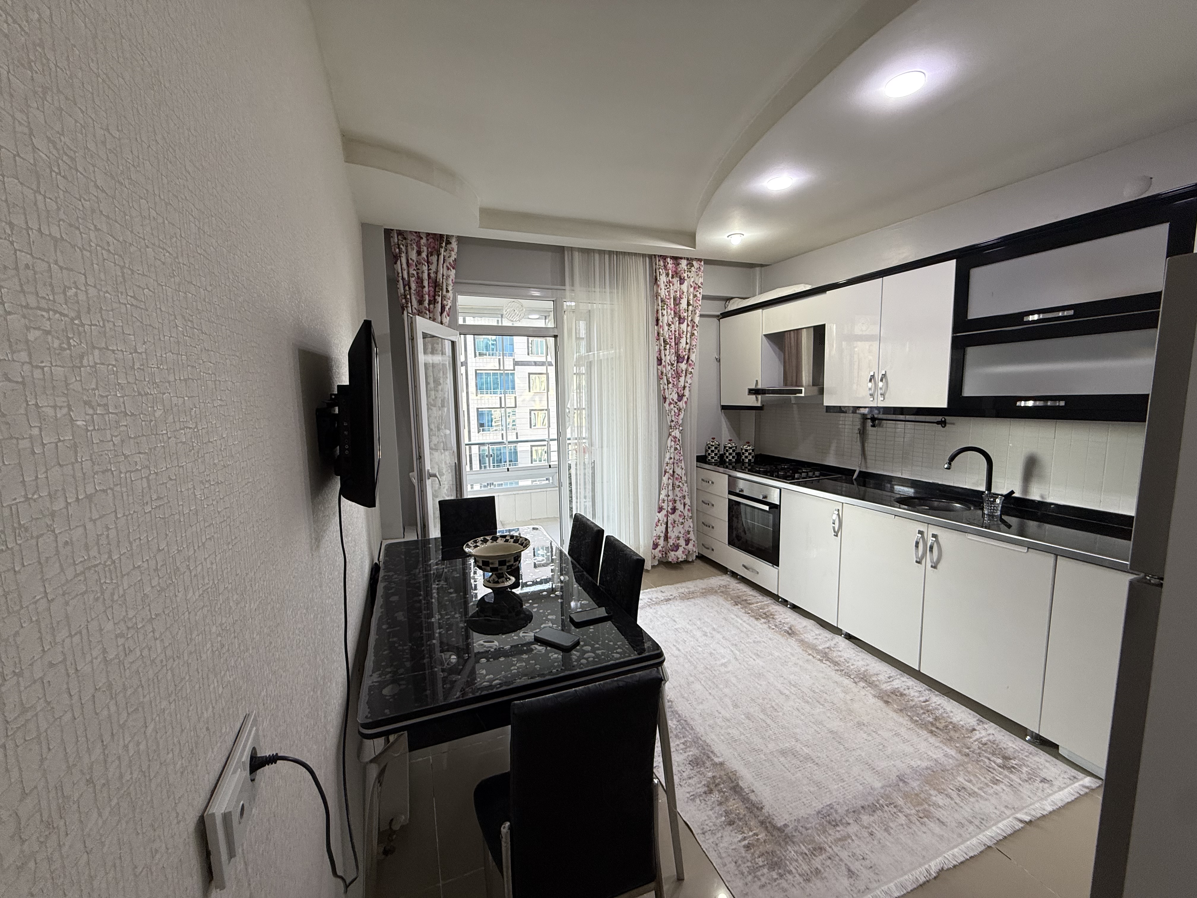 FABRİKA MAHALLESİNDE SATILIK 3+1 DAİRE