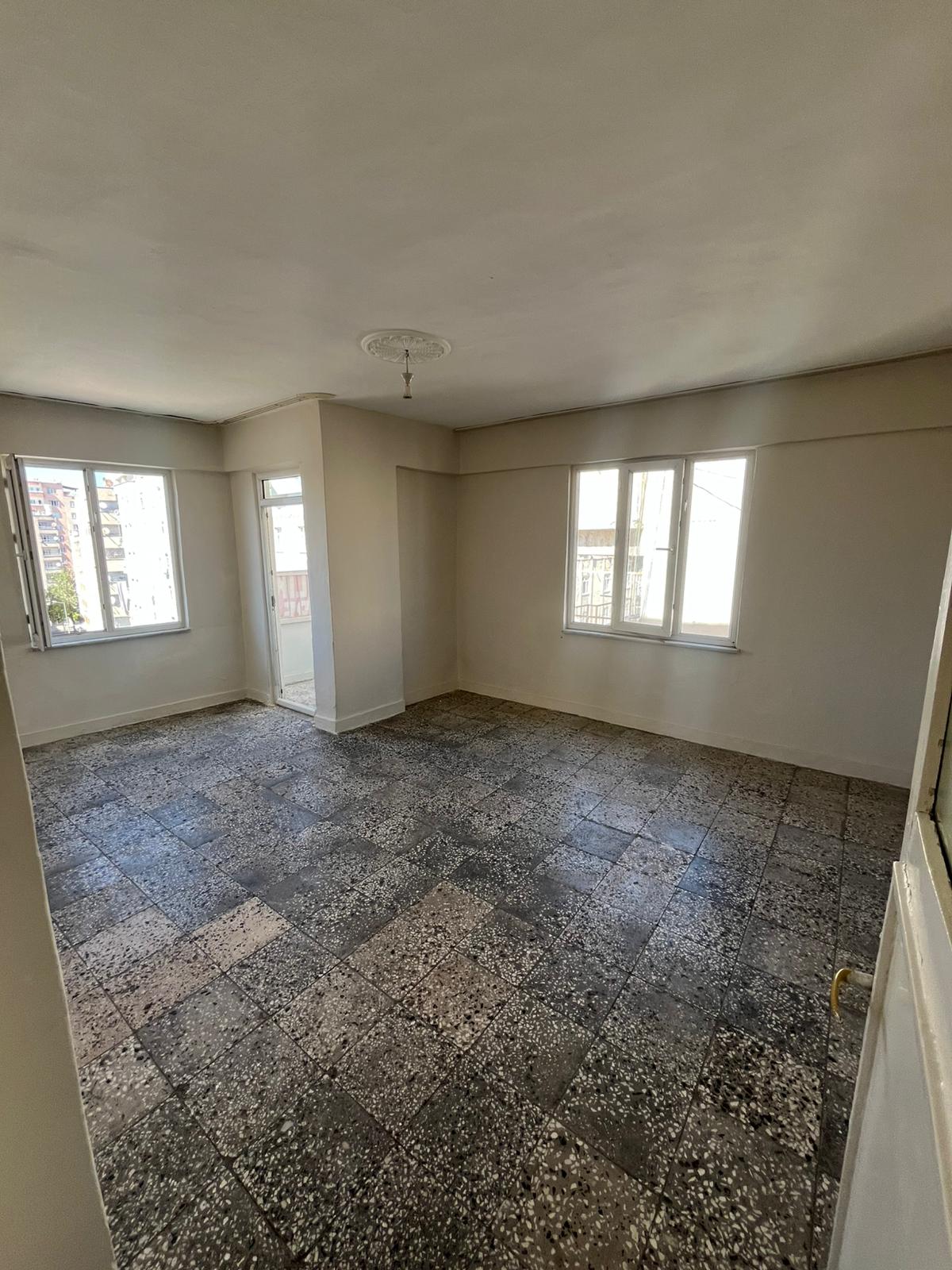ŞEHİTLİKTE 3+1 ACİL SATILIK DAİRE