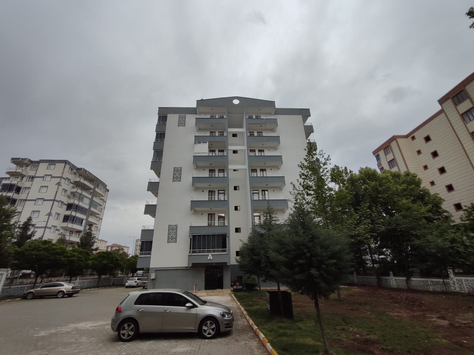BAĞCILAR'DA 1+1 SATILIK DAİRE 