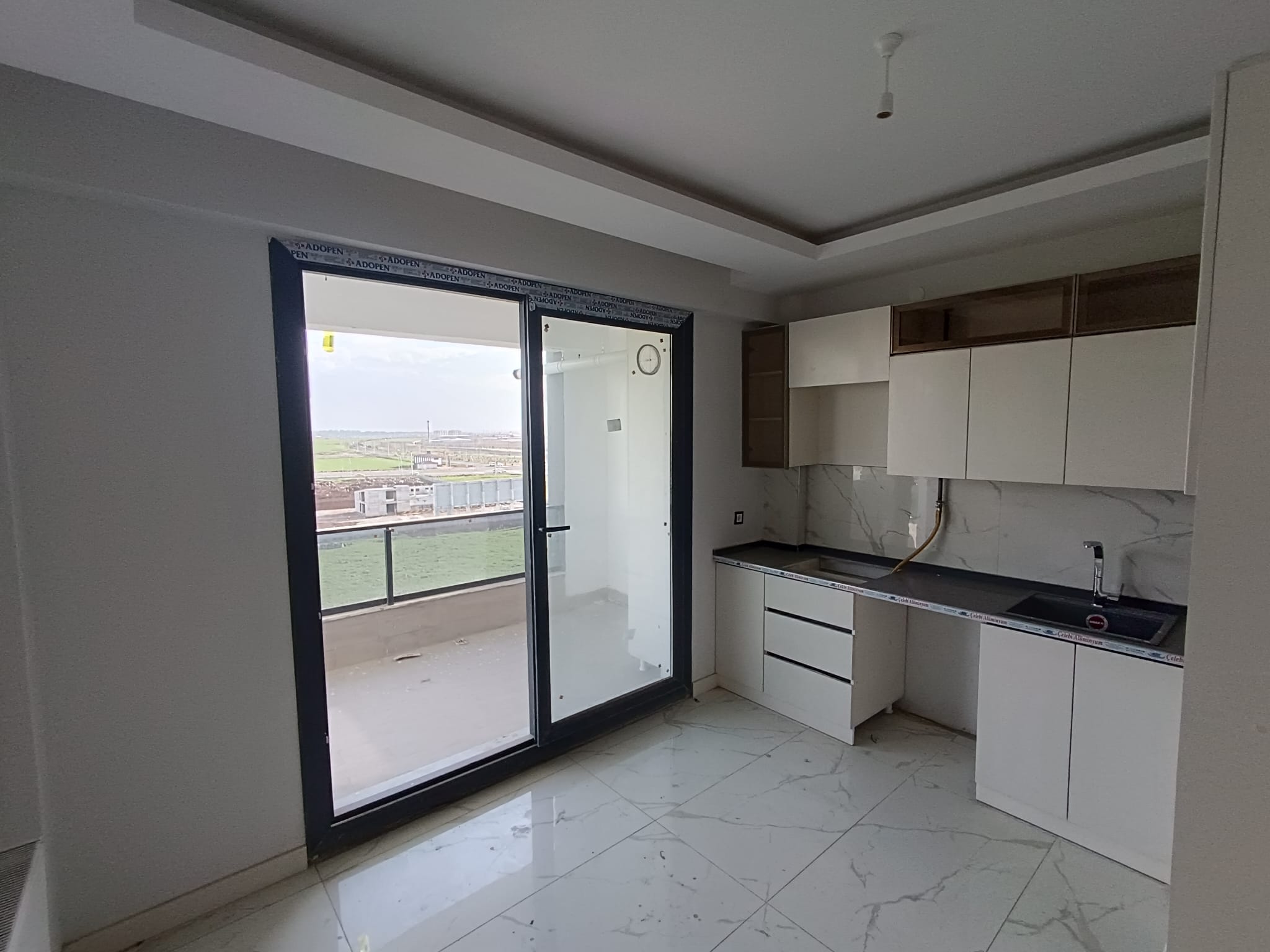 YENİ CEZA EVİ KARŞISI, STADYUMA YAKIN 2+1 KİRALIK DAİRE DAİRE 