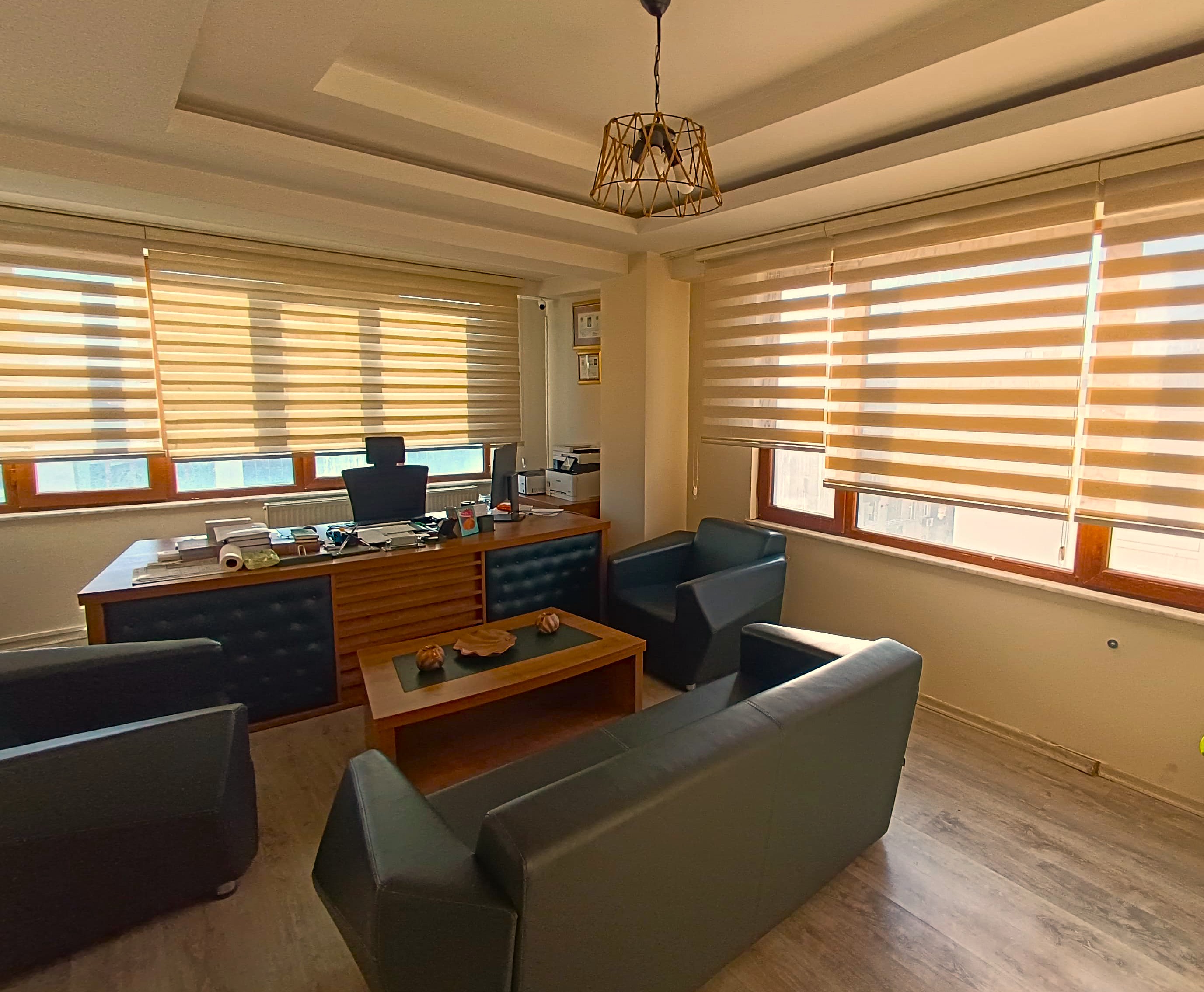 DAĞKAPI CİVARI , BELEDİYE KARŞISI 2+1 SATILIK BÜRO