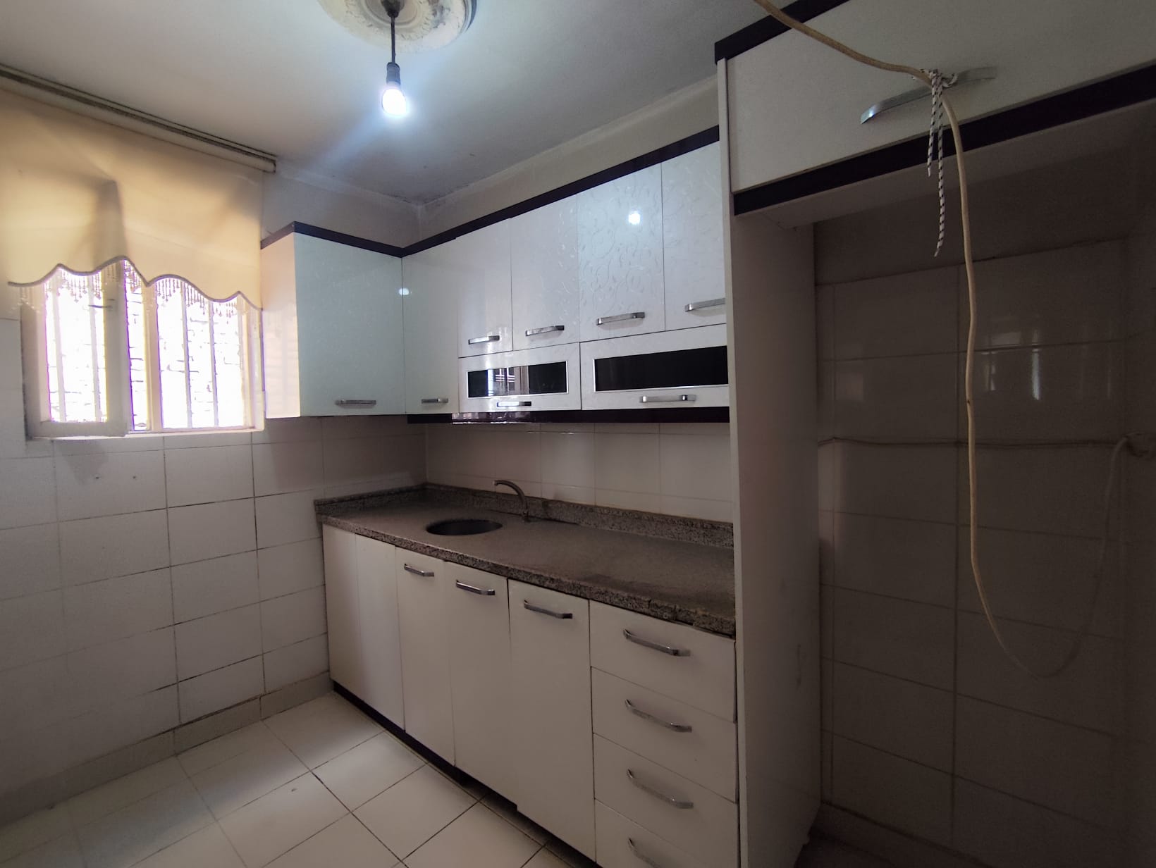 BAĞLAR KAYNARTEPEDE 2+1 SATILIK DAMLI DAİRE